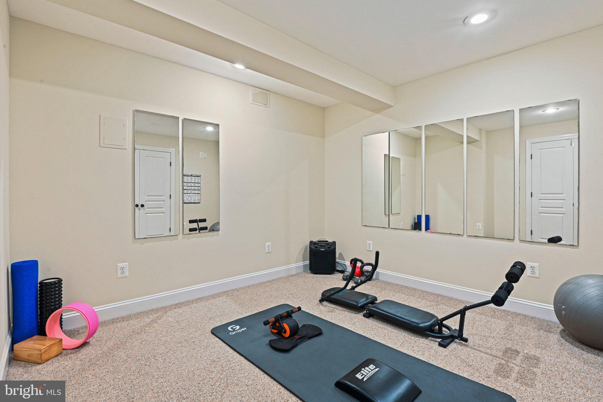 DOMINION RIDGE - Residential