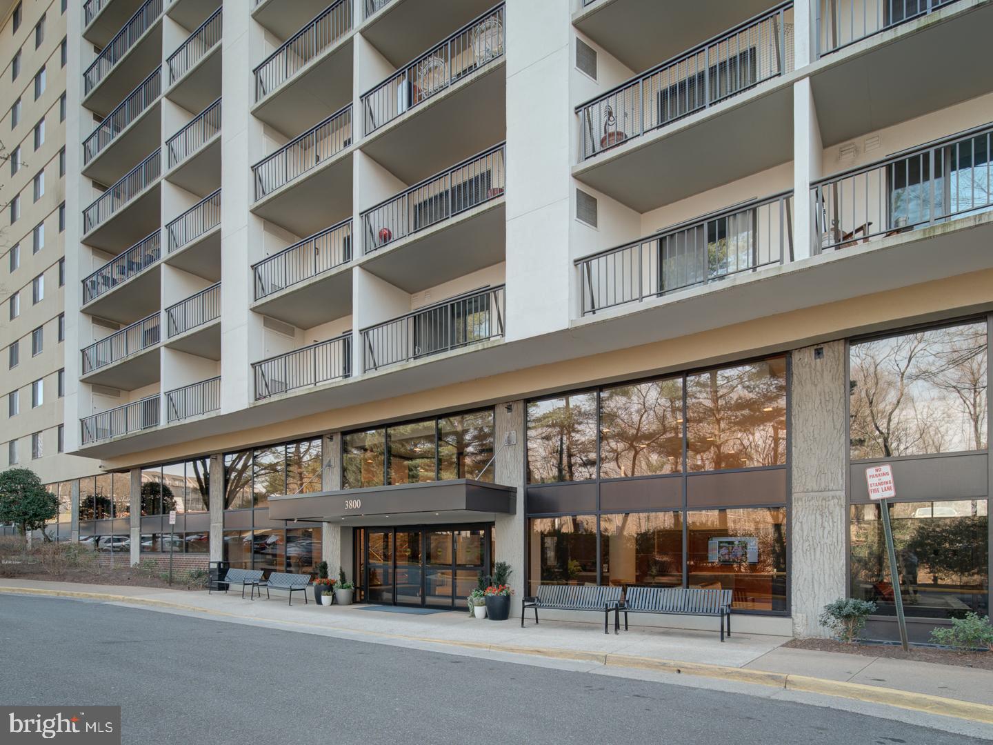 3800 POWELL LANE 727
