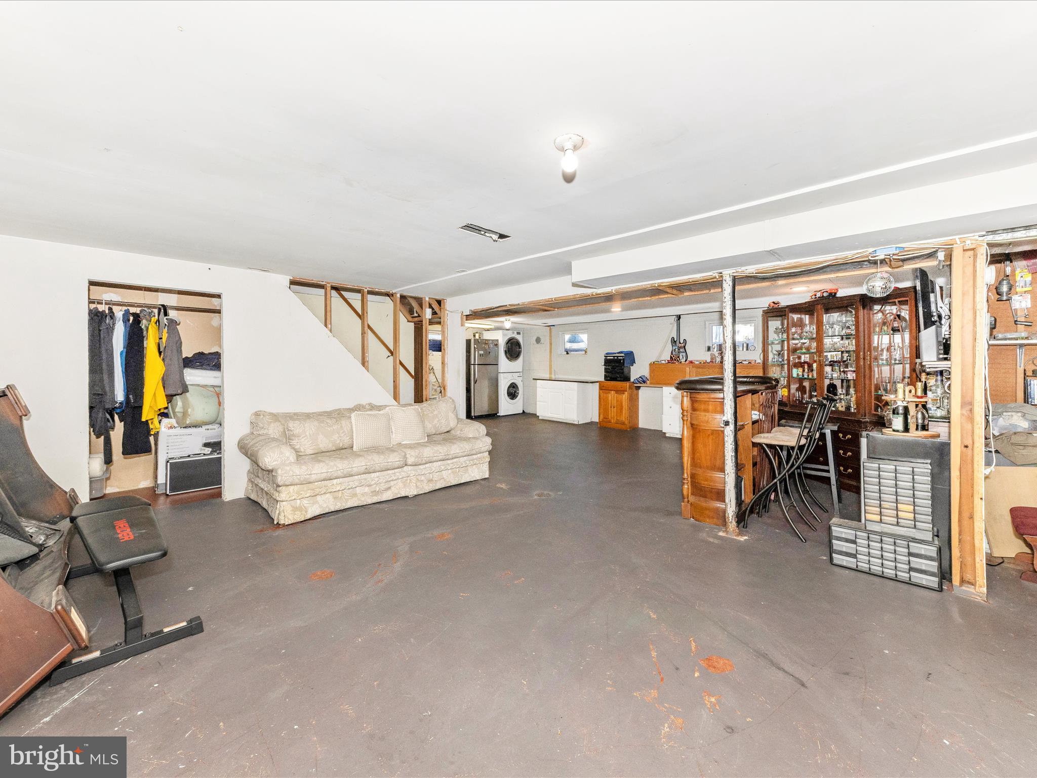 VILLA ESTATES - Residential