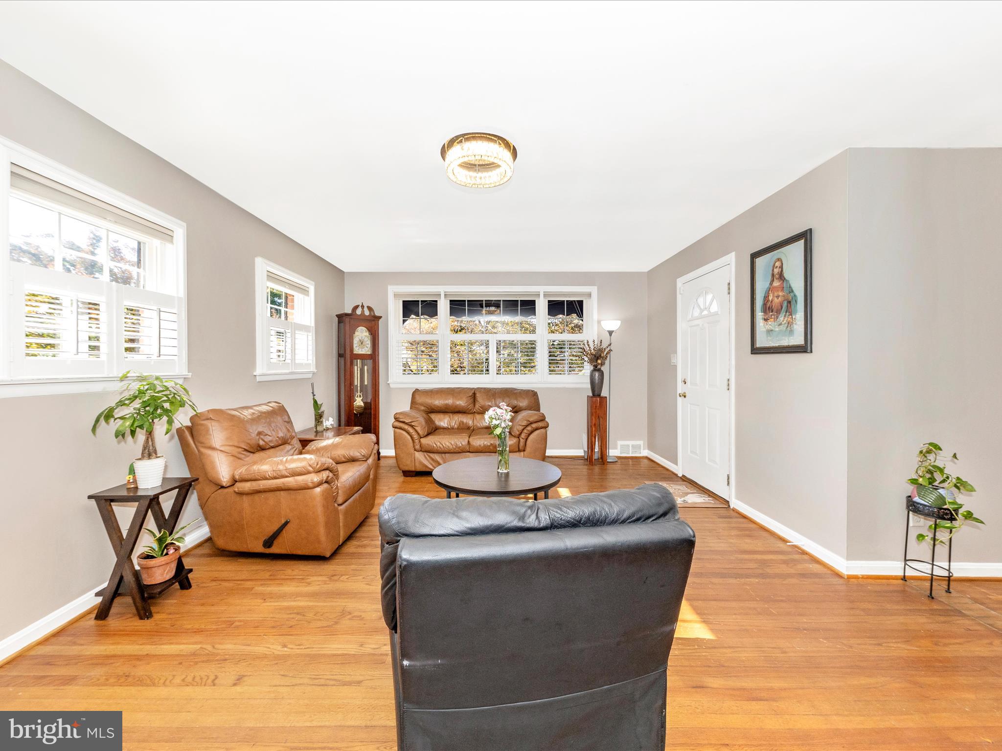 VILLA ESTATES - Residential