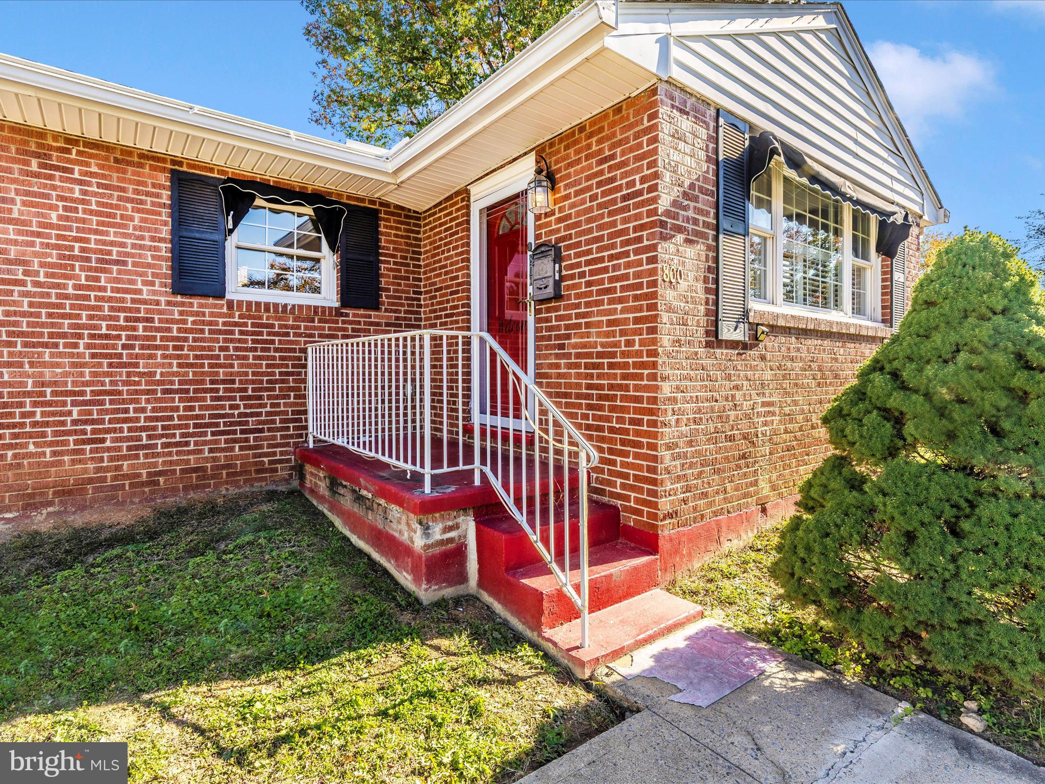 VILLA ESTATES - Residential