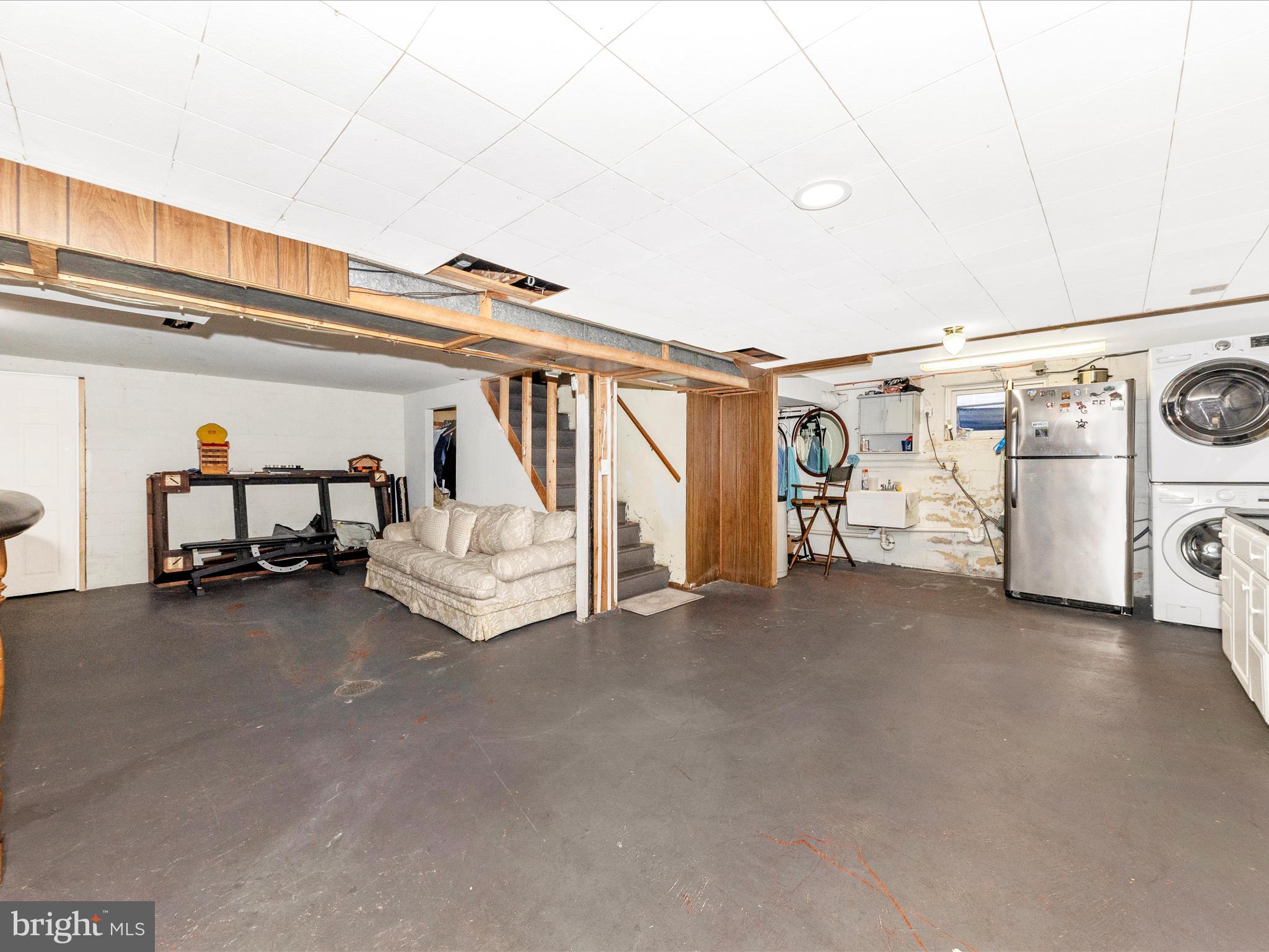 VILLA ESTATES - Residential