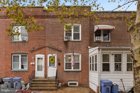 Townhouse For Sale - 207 5th Avenue<br/> ROEBLING, NJ 08554