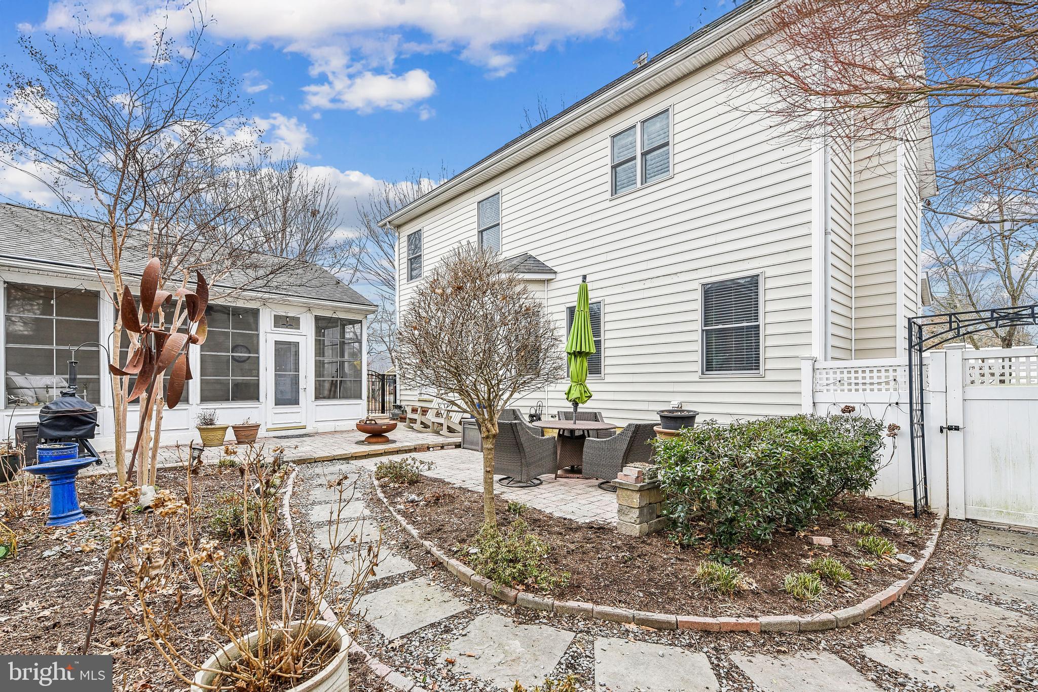 EASTPORT - Residential