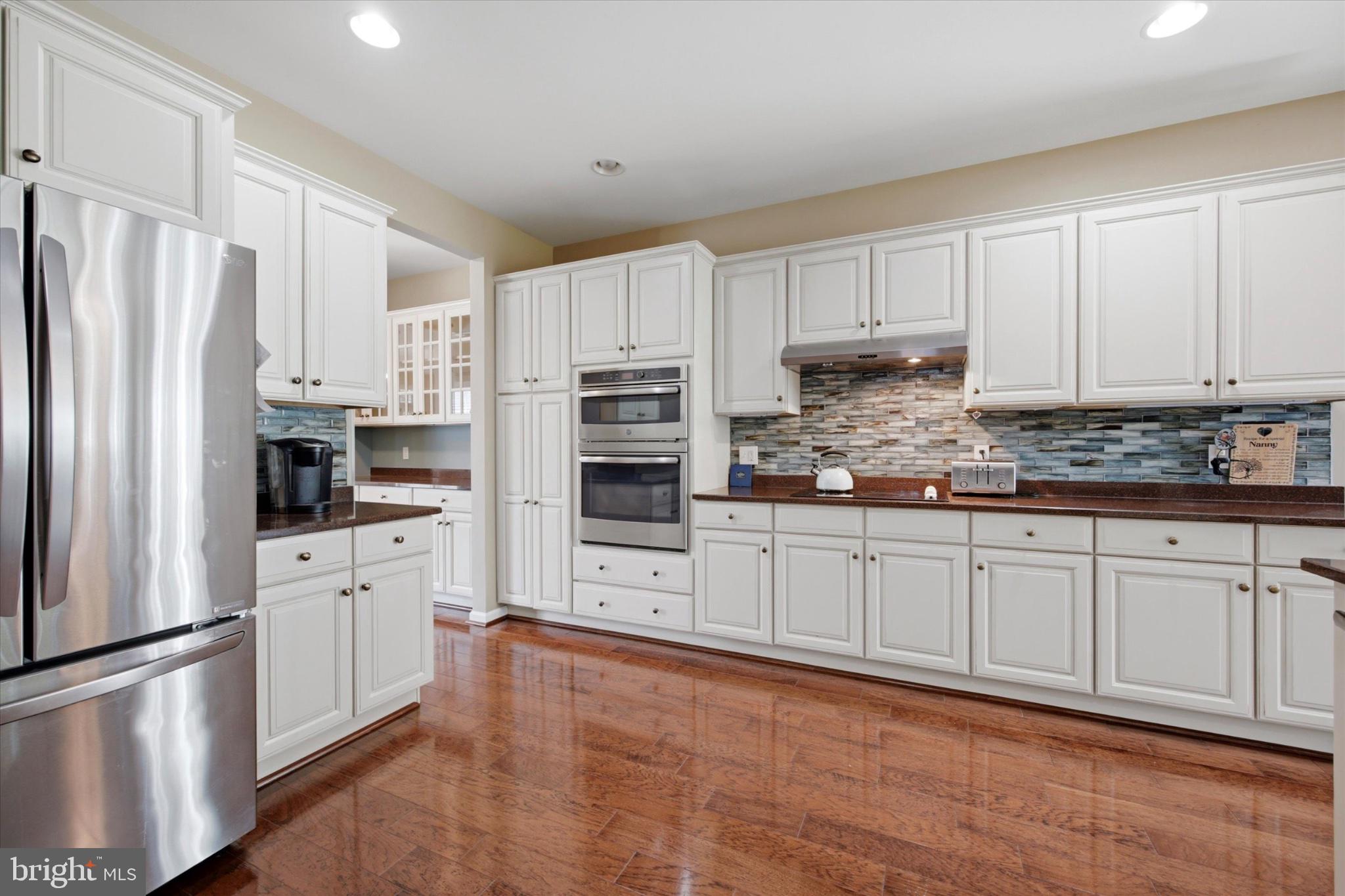 GLENMOOR - Residential