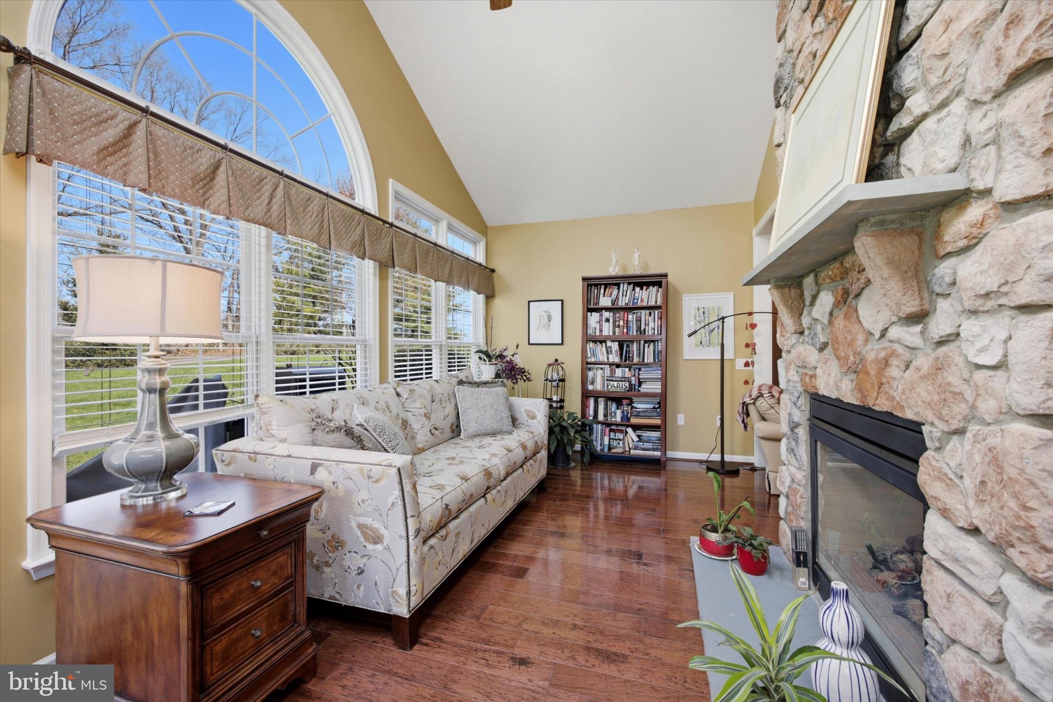 GLENMOOR - Residential