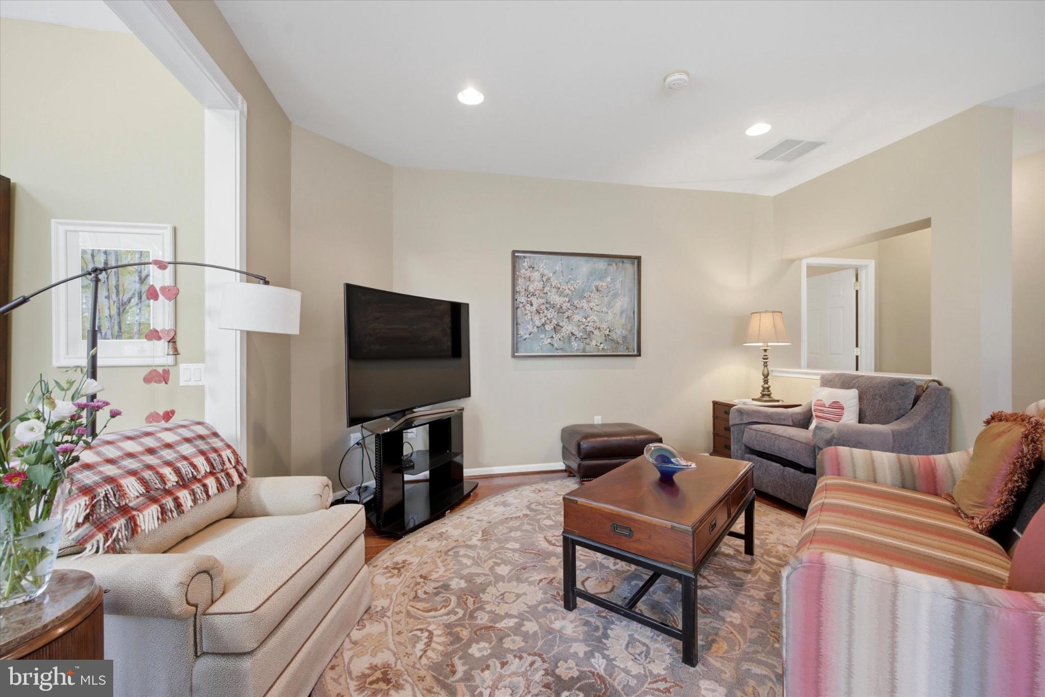 GLENMOOR - Residential