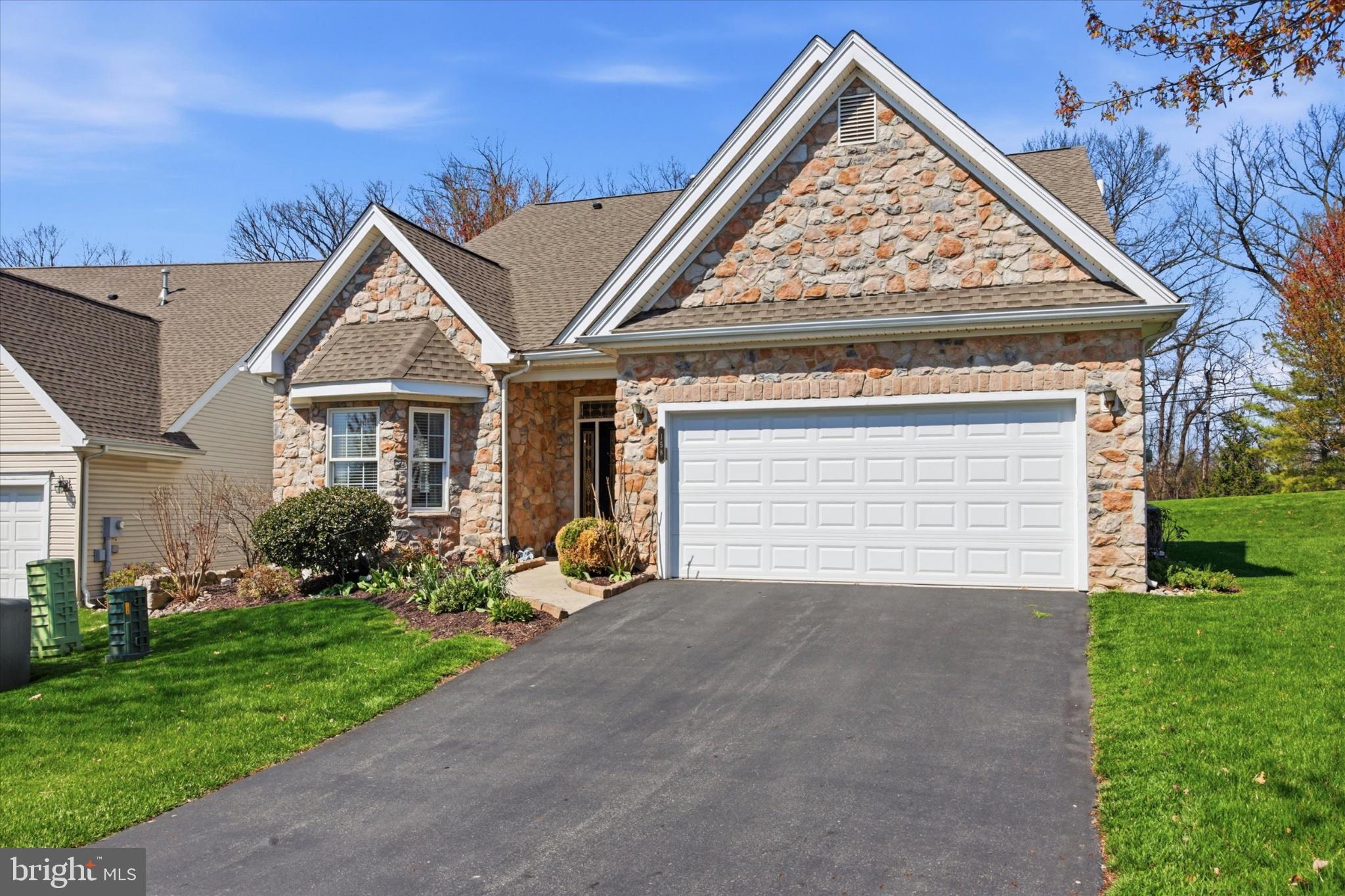 GLENMOOR - Residential