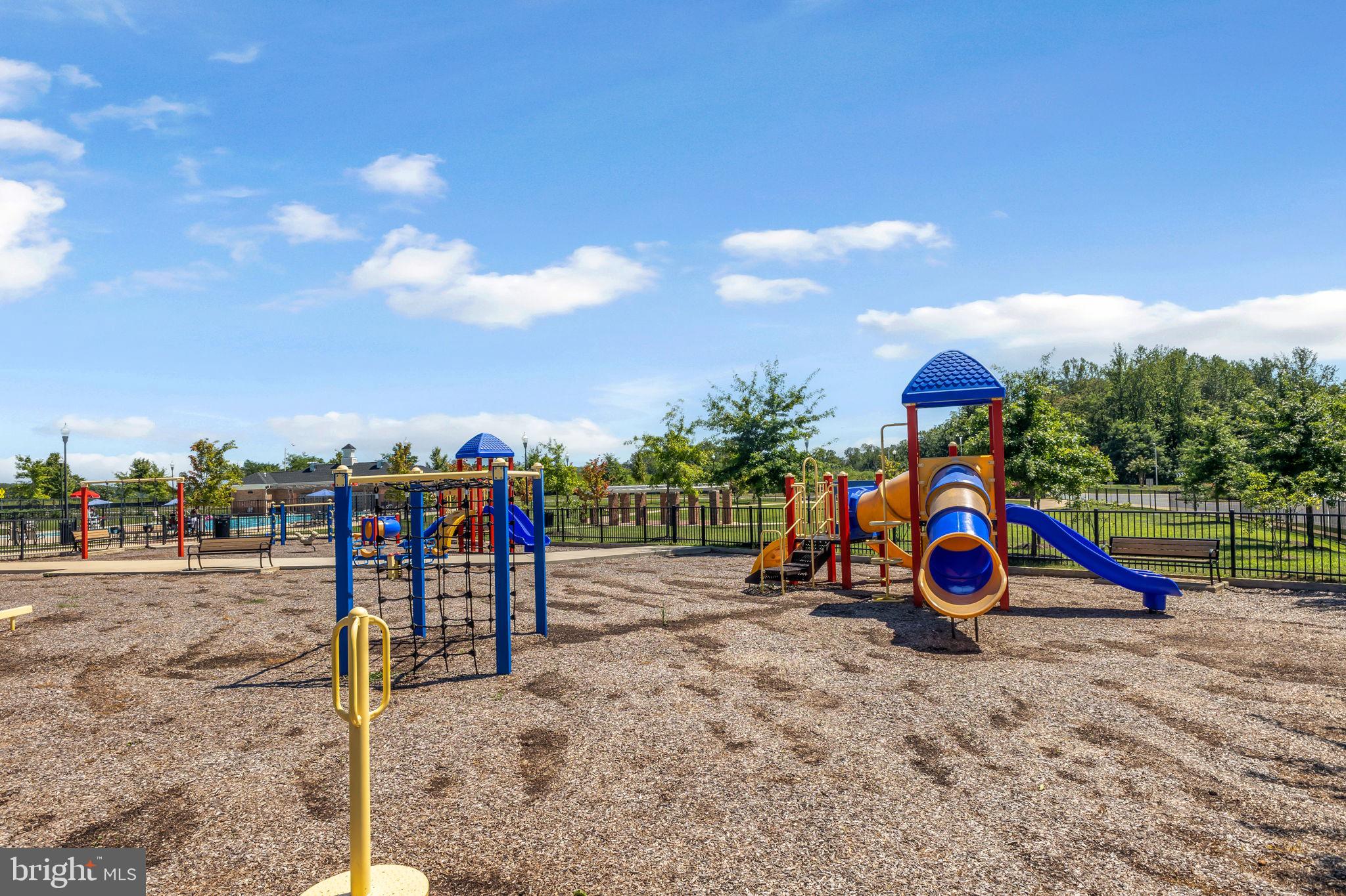 PARKSIDE AT WESTPHALIA - Residential