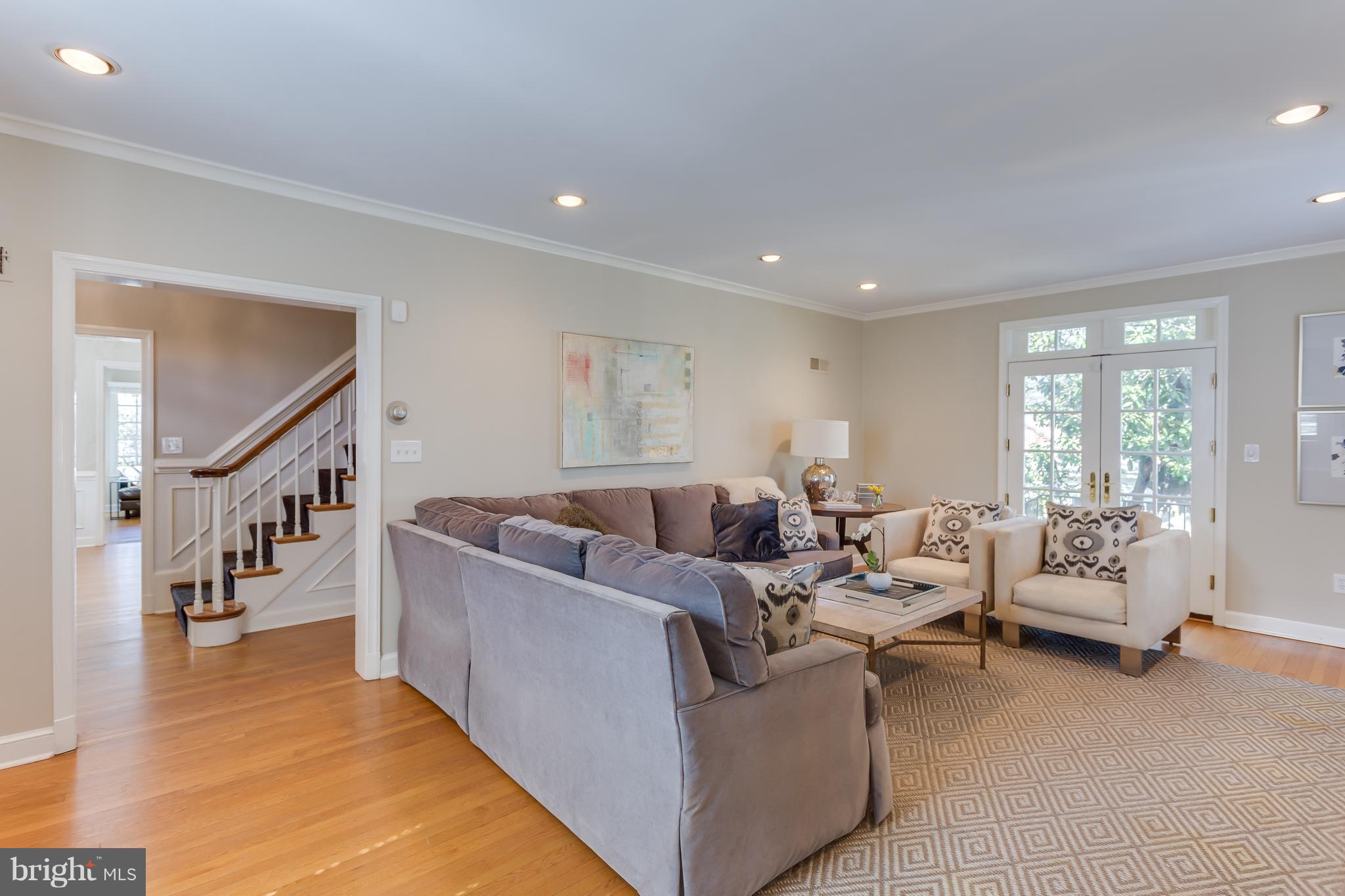 CHEVY CHASE - Residential