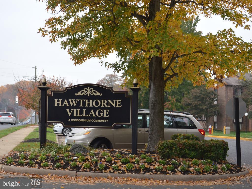 HAWTHORNE VILLAGE - Residential