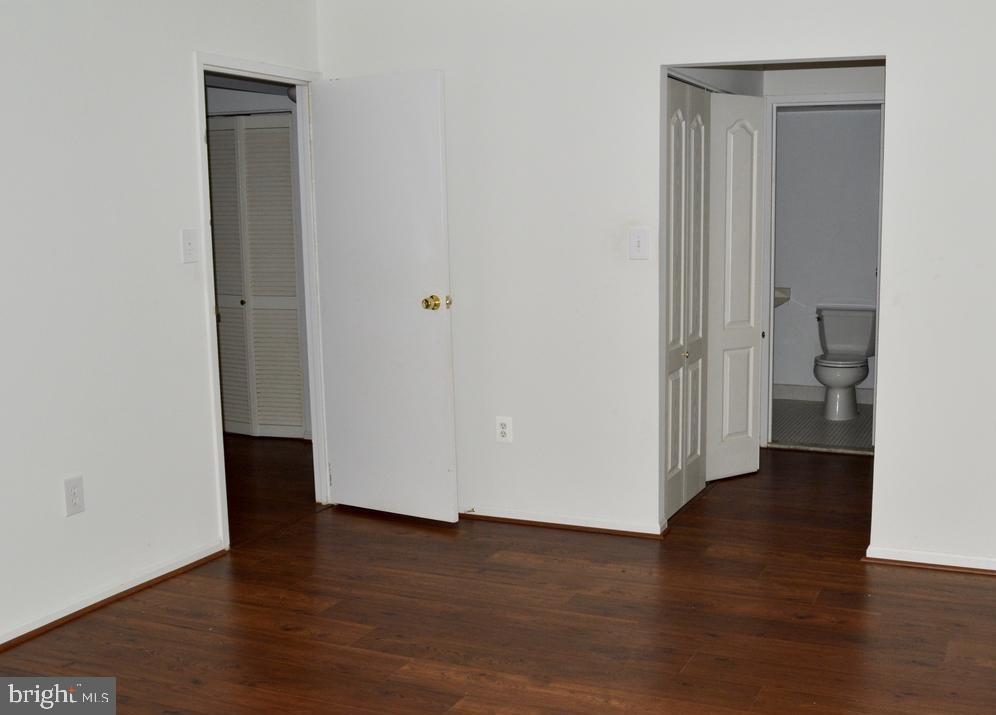 HAWTHORNE VILLAGE - Residential