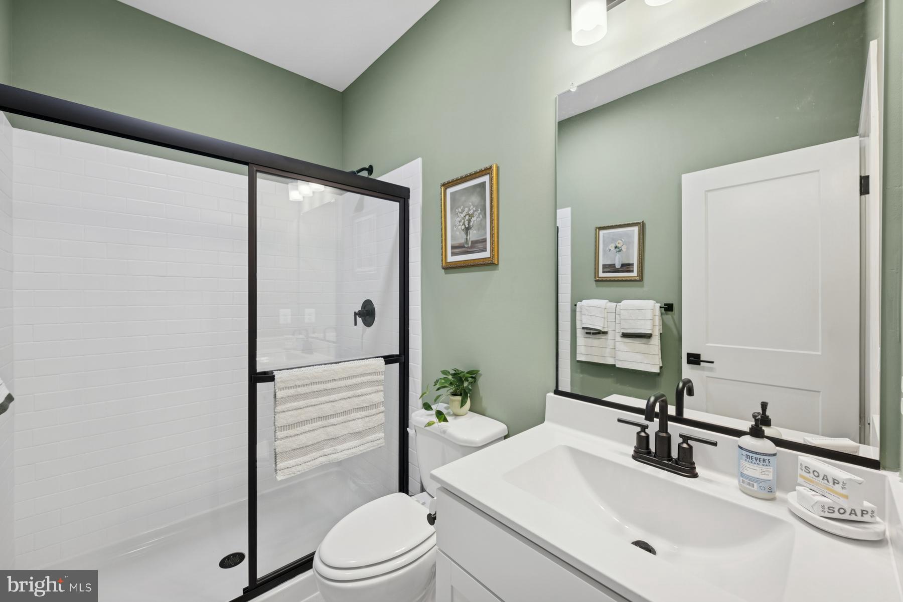 HUNTWELL WEST - Residential