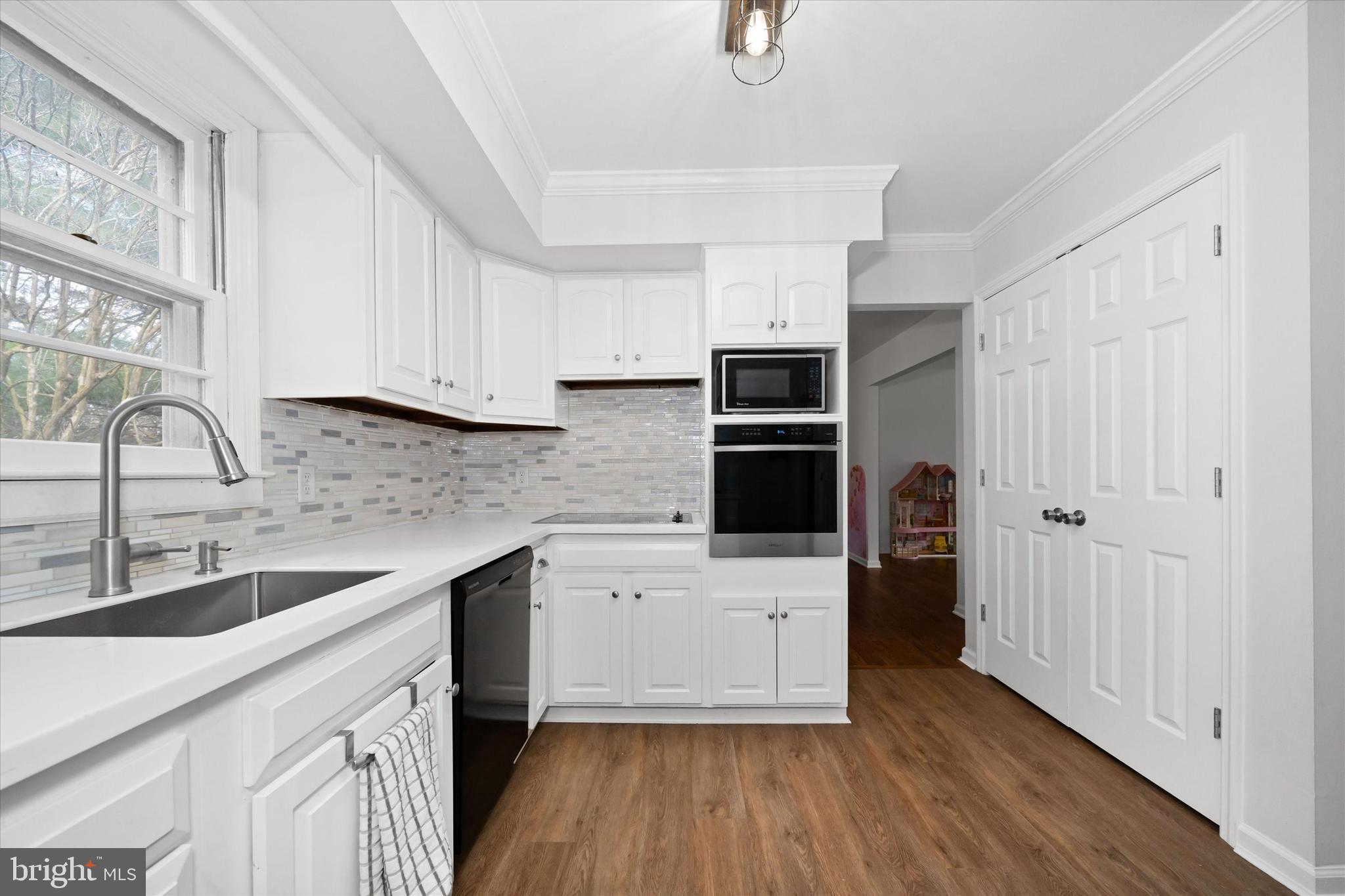 WINDSOR - Residential