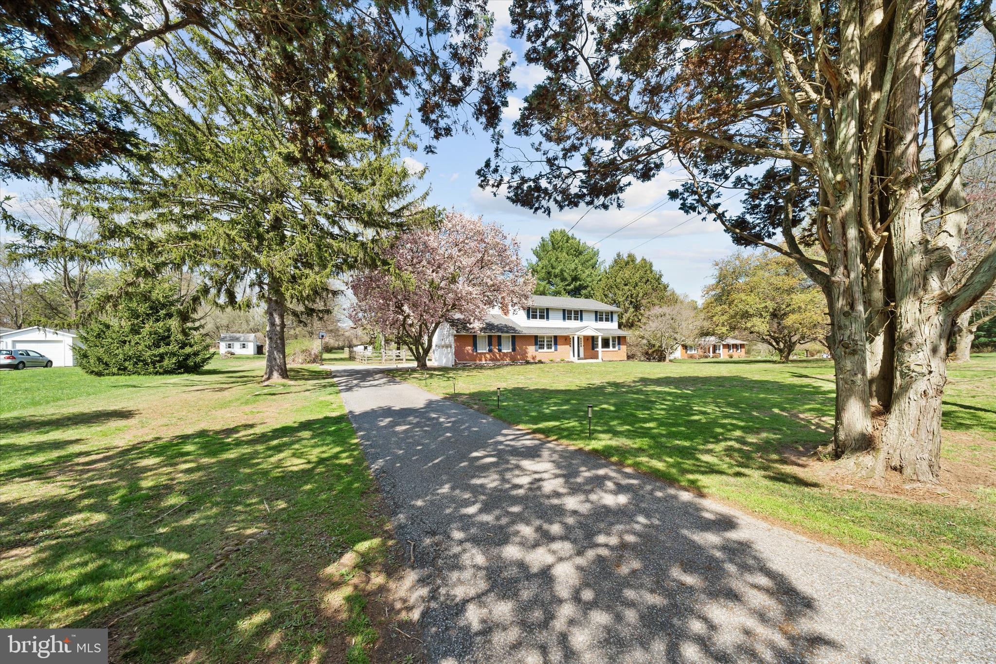 WINDSOR - Residential