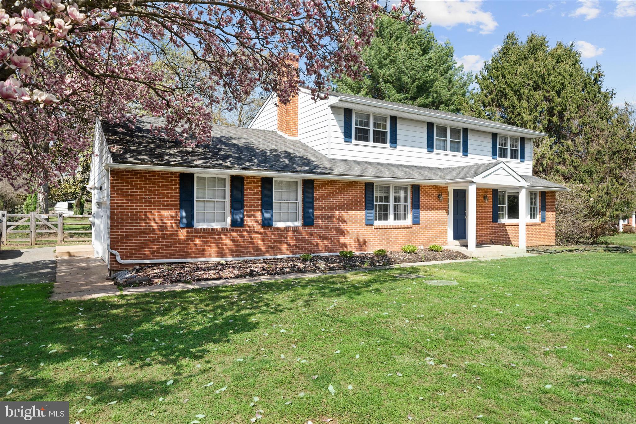 WINDSOR - Residential