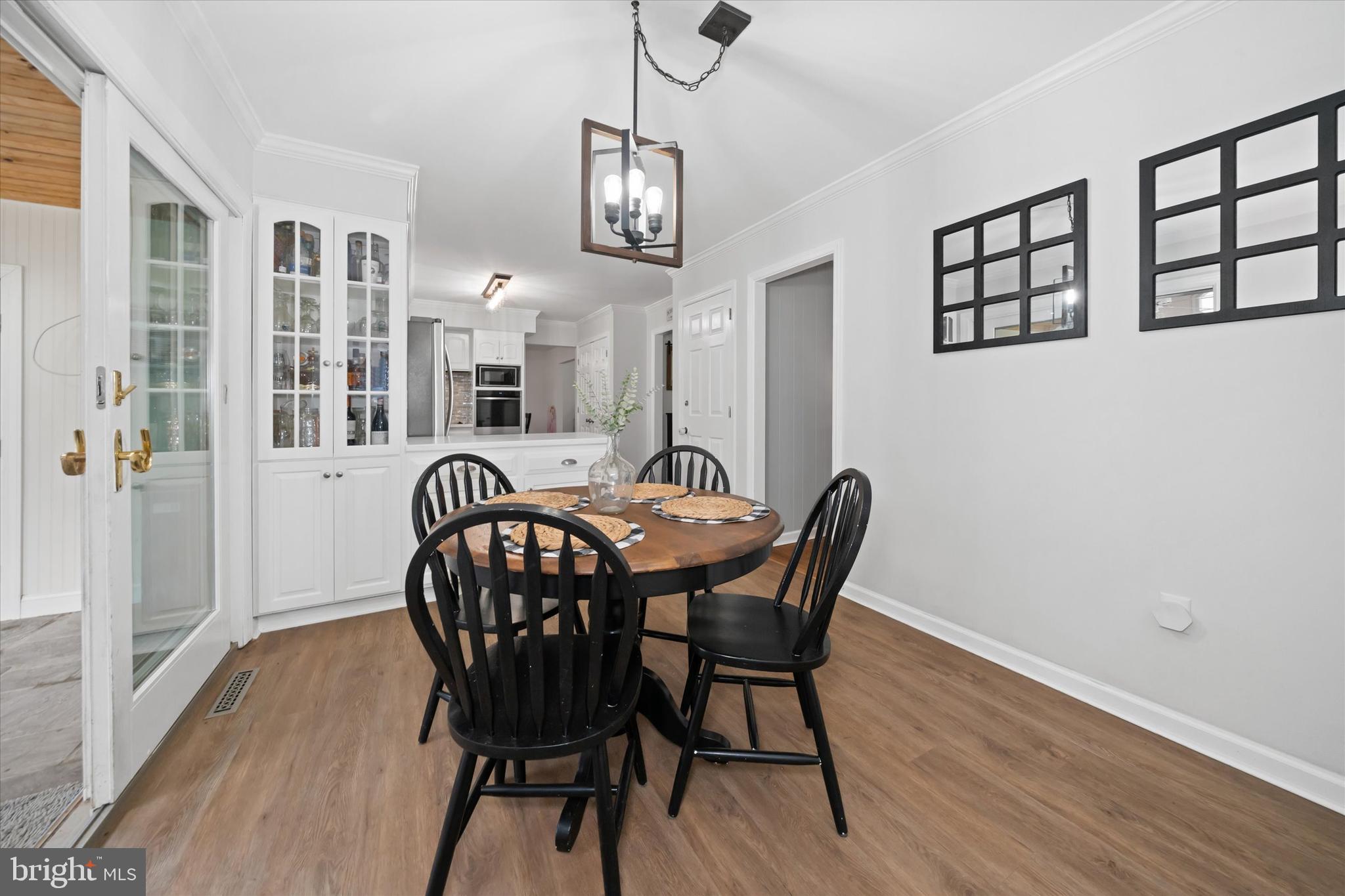 WINDSOR - Residential