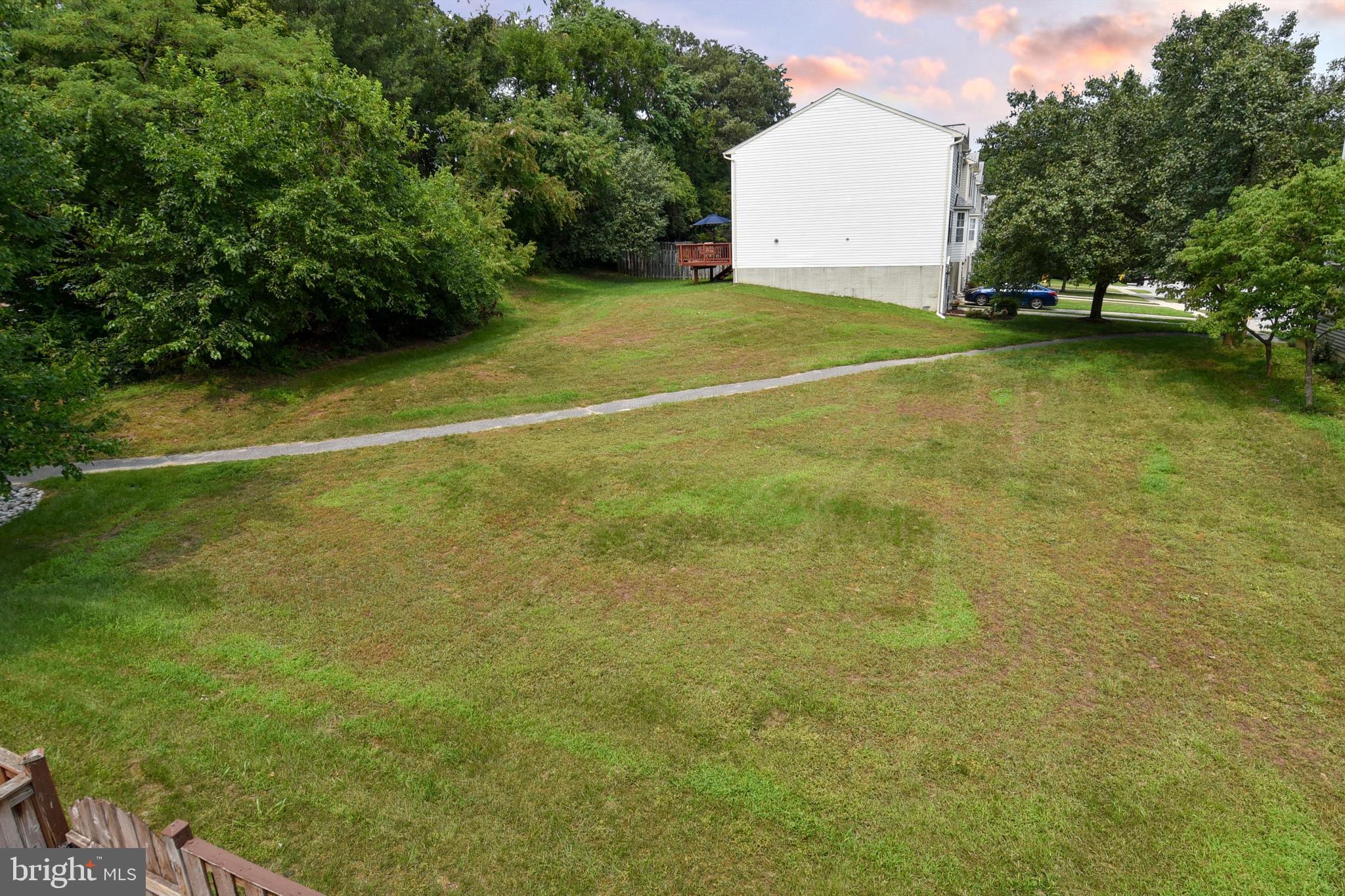 SEVEN OAKS - Residential