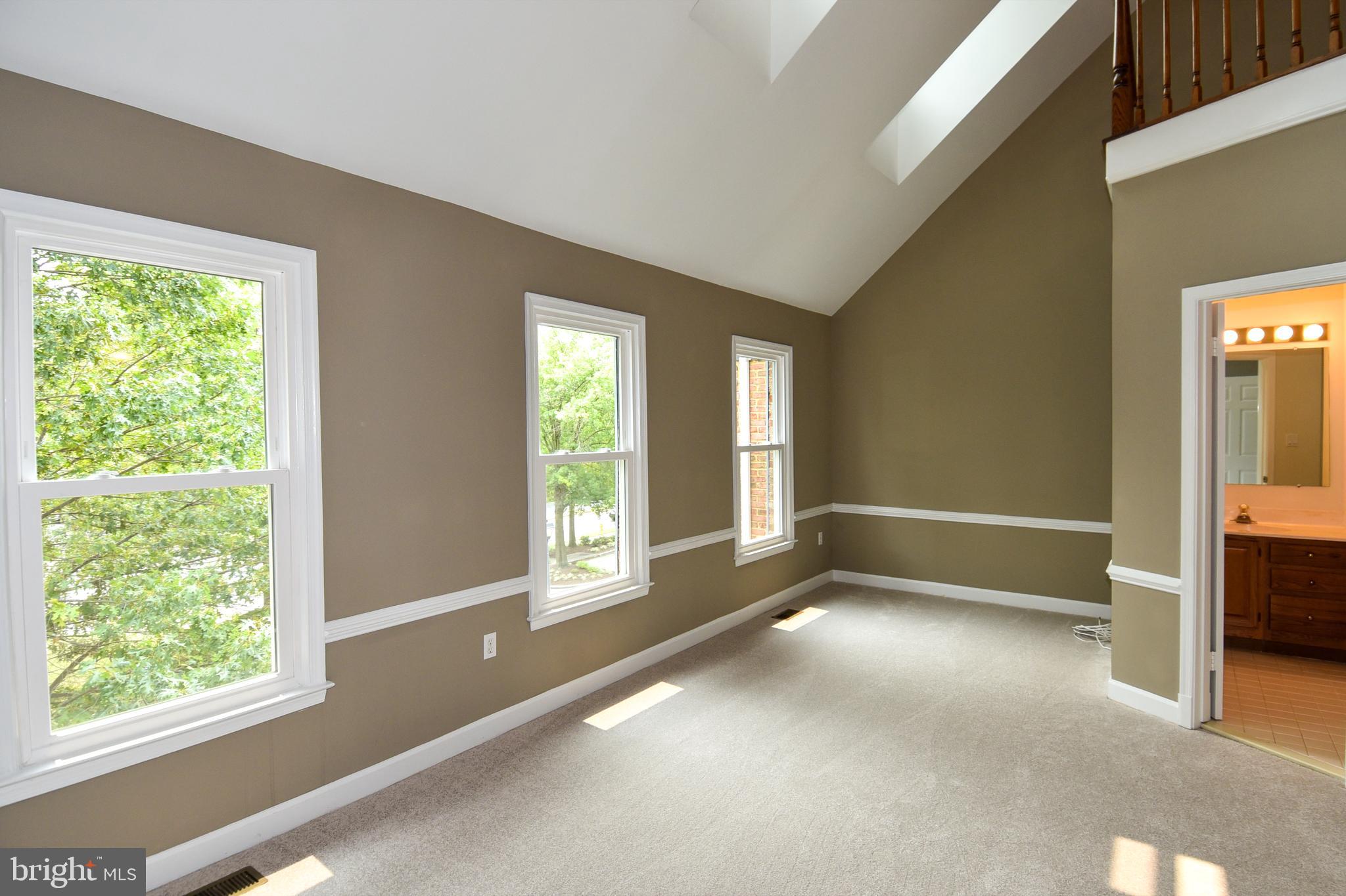 SEVEN OAKS - Residential