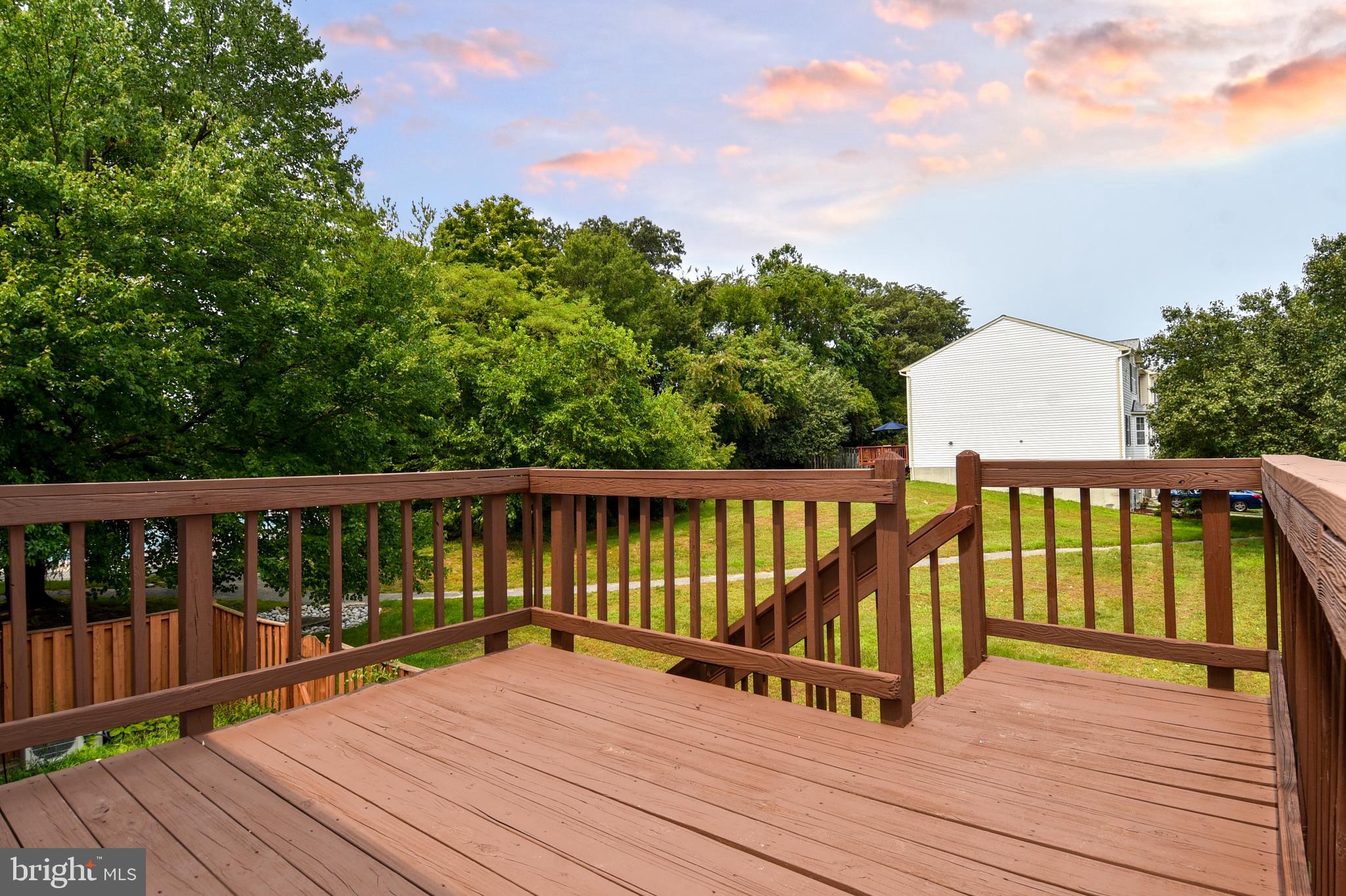 SEVEN OAKS - Residential