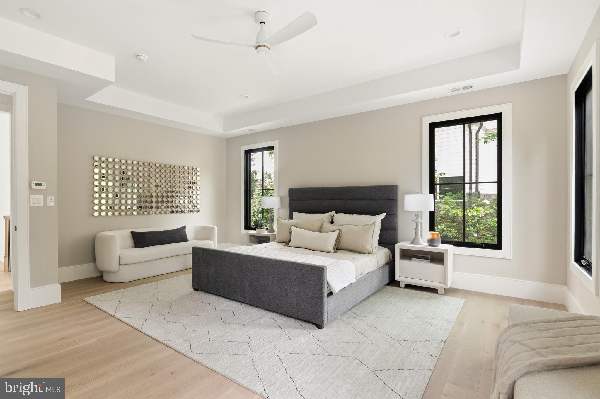 COUNTRY CLUB HILLS - Residential