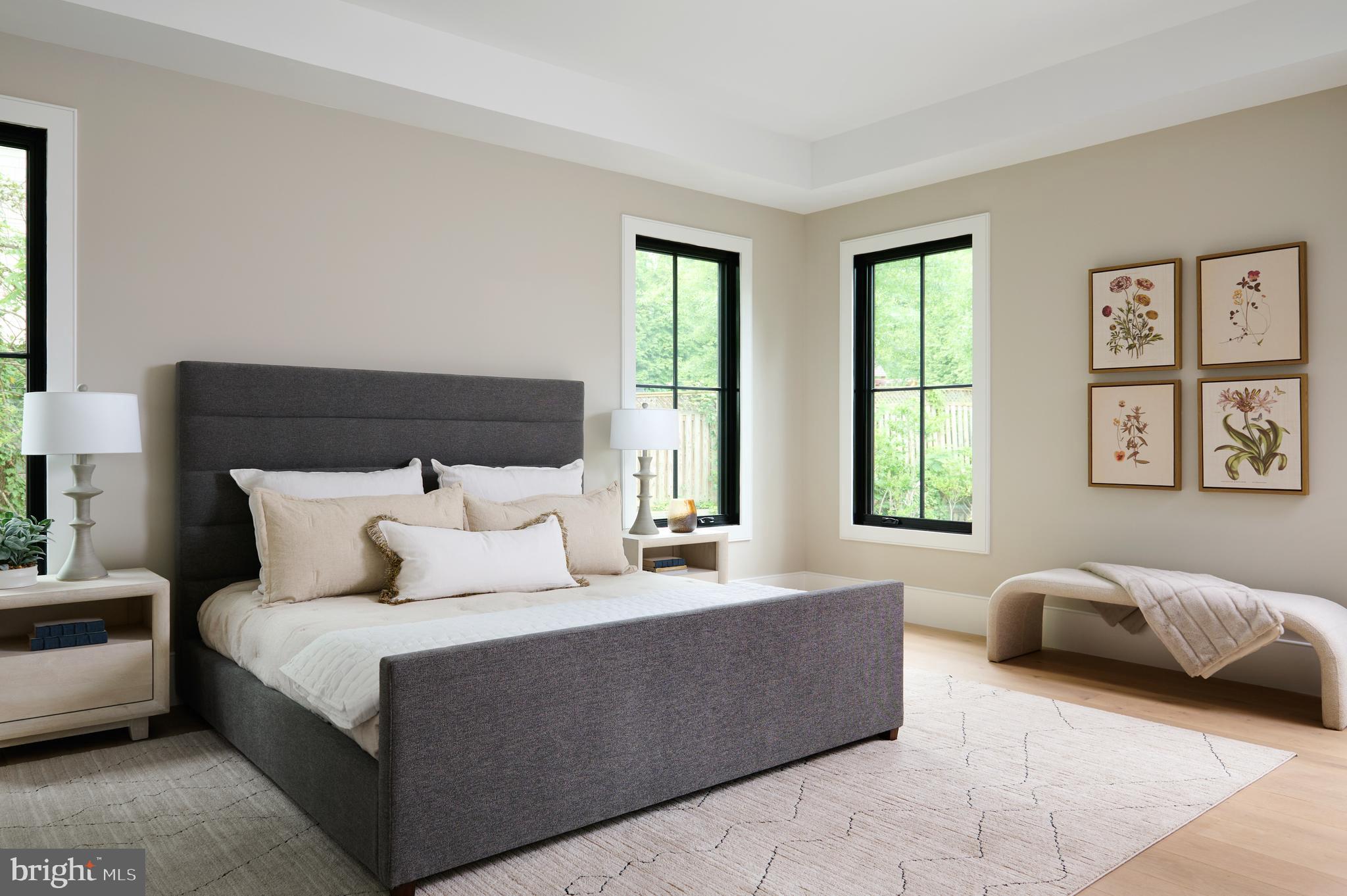 COUNTRY CLUB HILLS - Residential