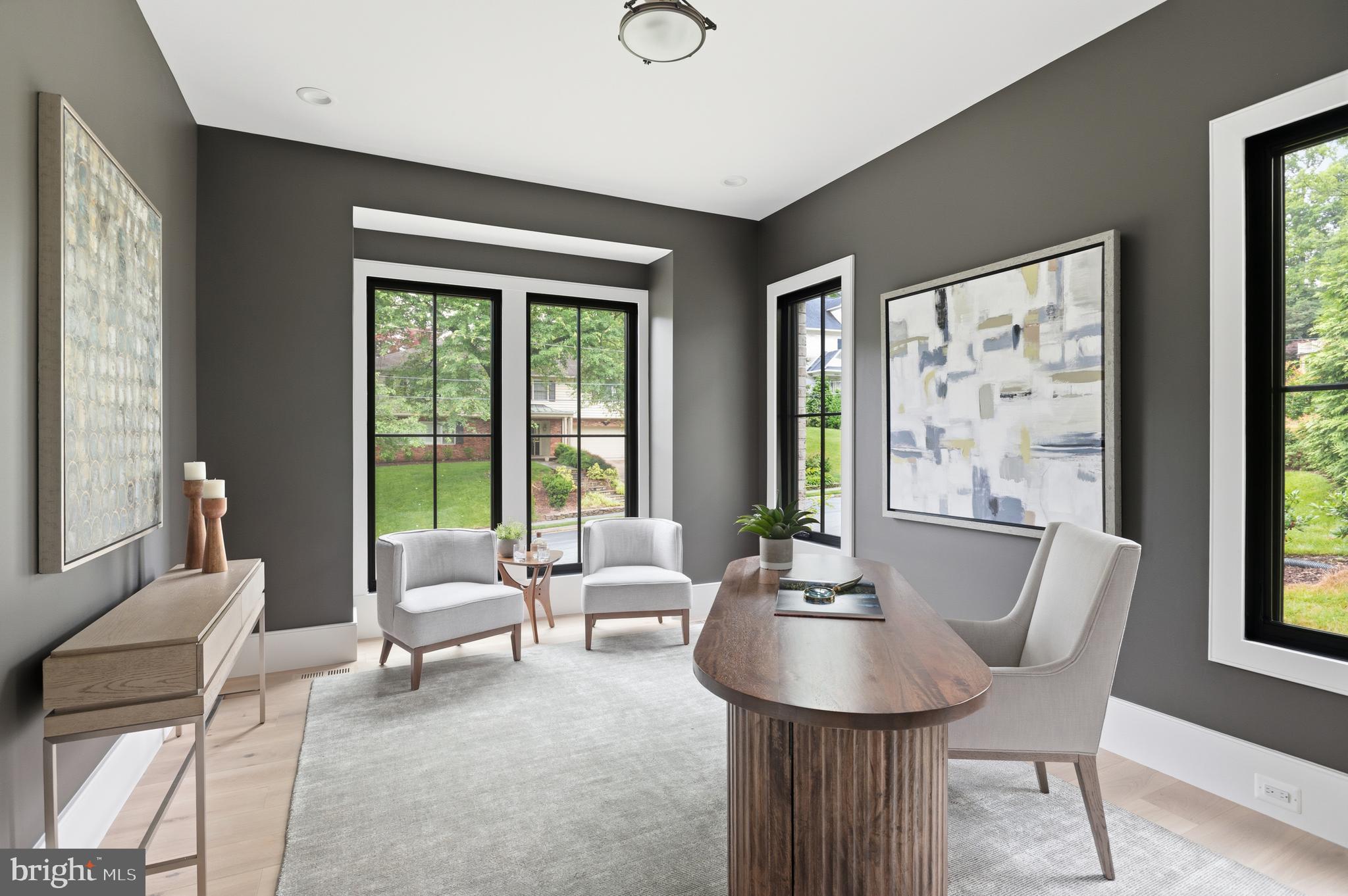 COUNTRY CLUB HILLS - Residential