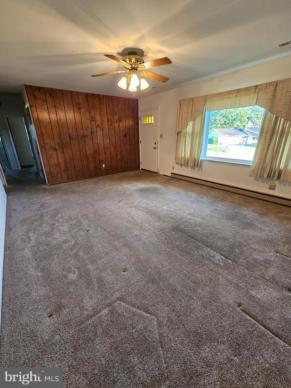 HAMPSTEAD - Residential