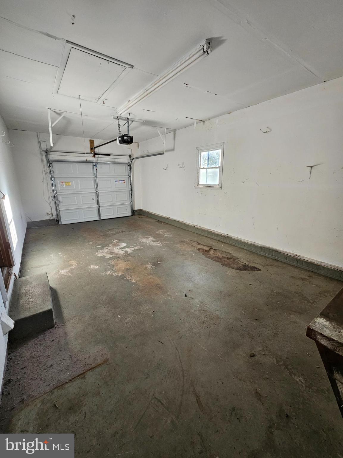 HAMPSTEAD - Residential