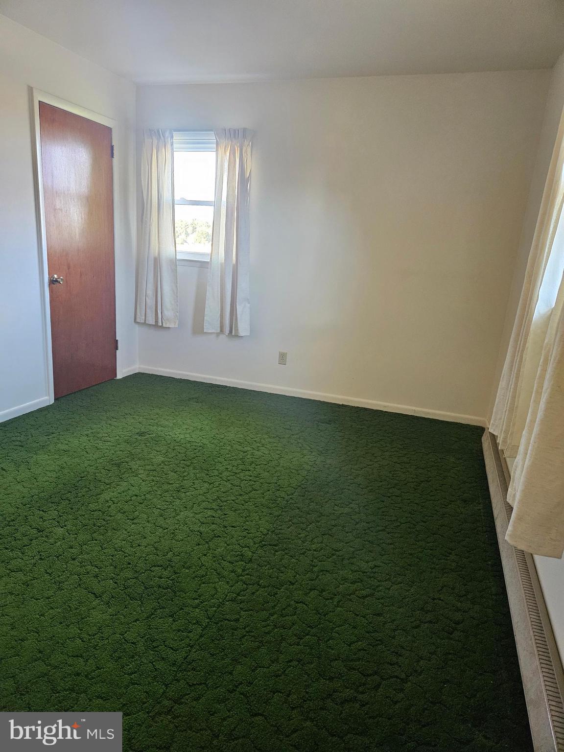 HAMPSTEAD - Residential