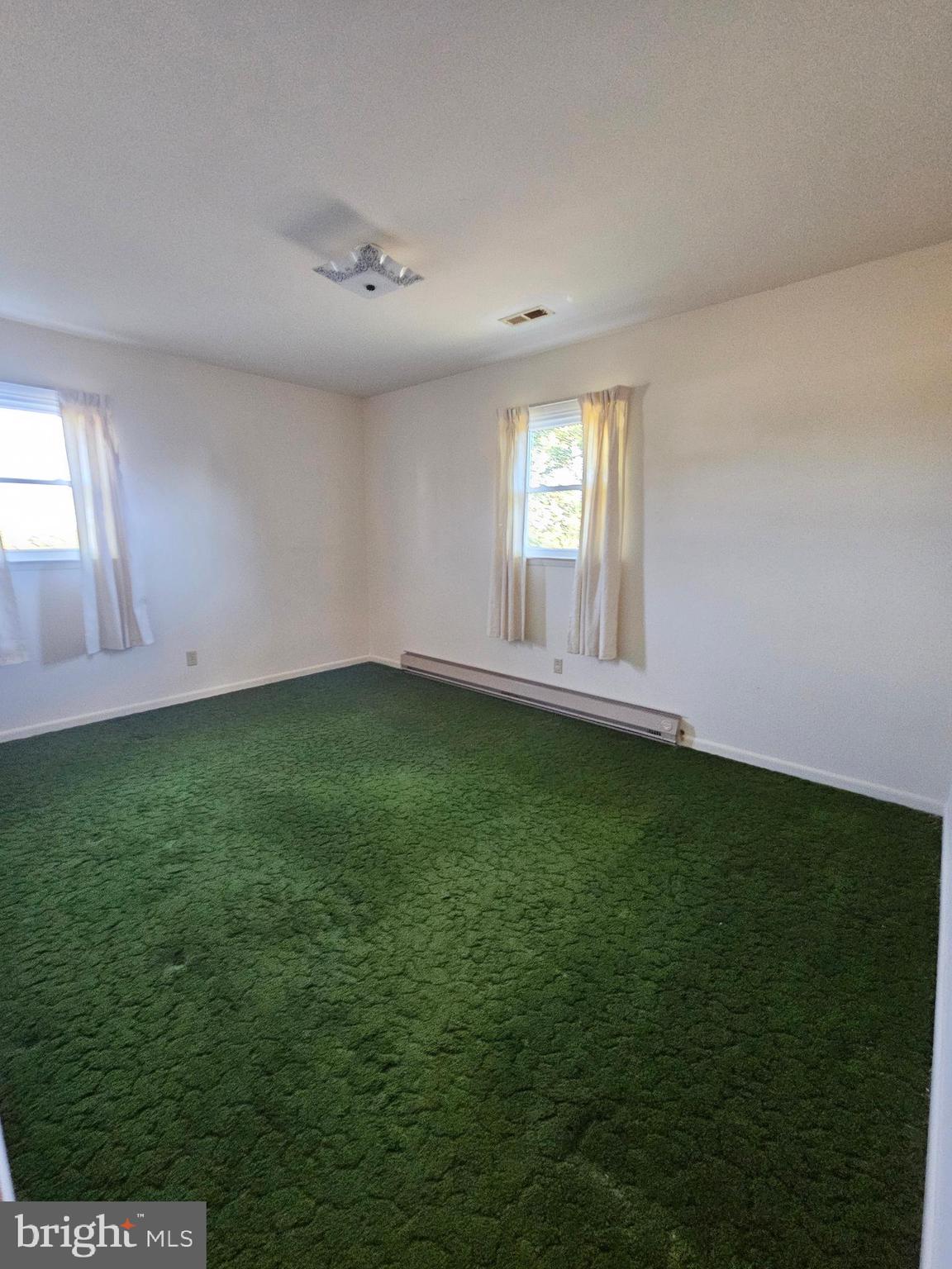 HAMPSTEAD - Residential