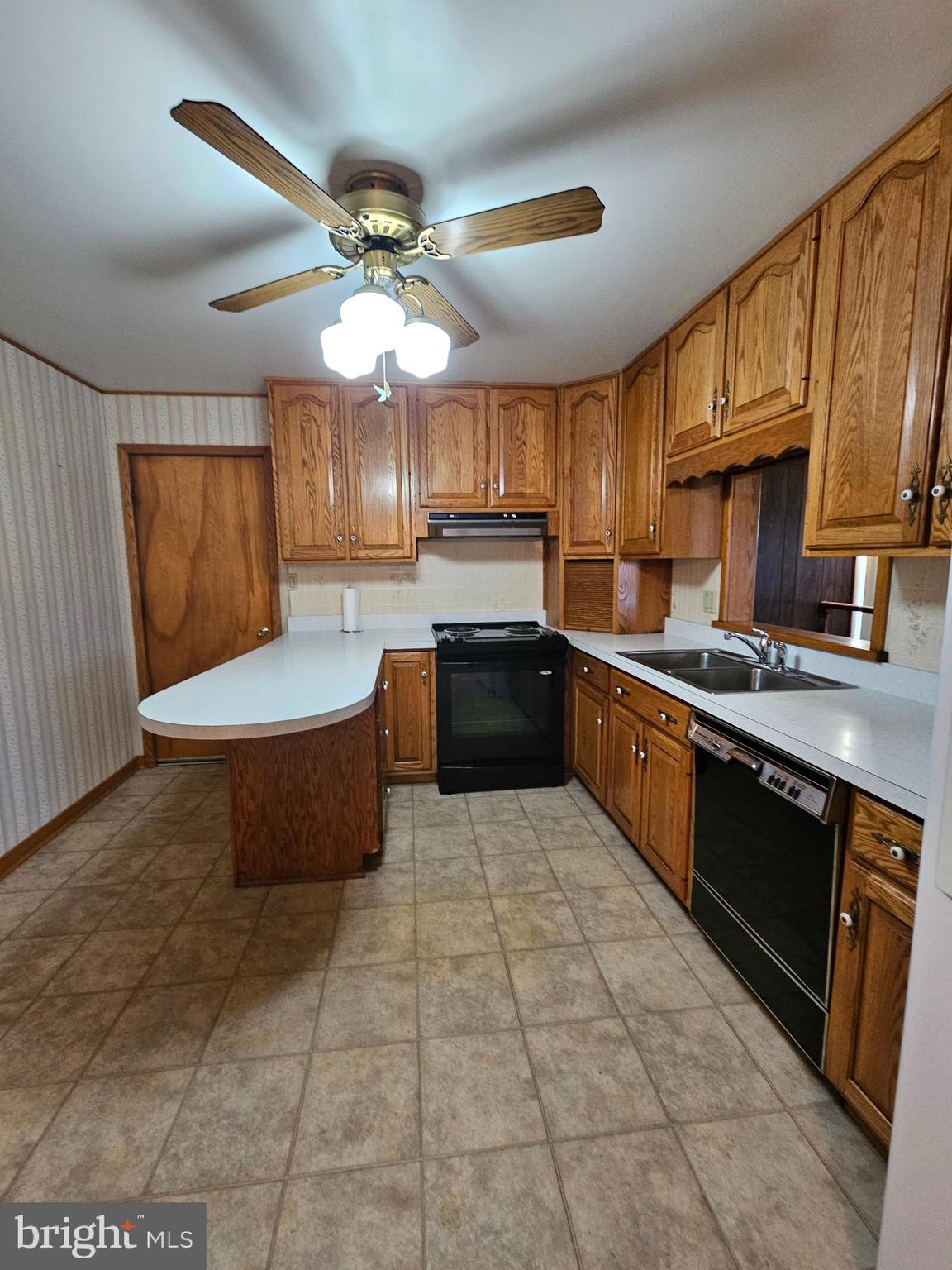 HAMPSTEAD - Residential