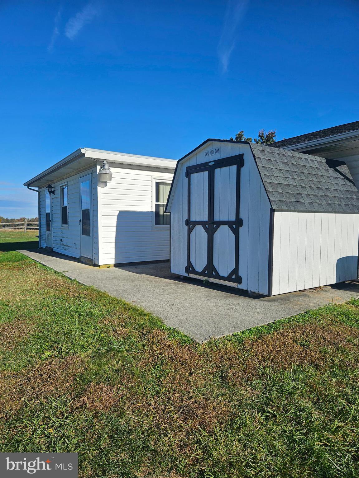 HAMPSTEAD - Residential