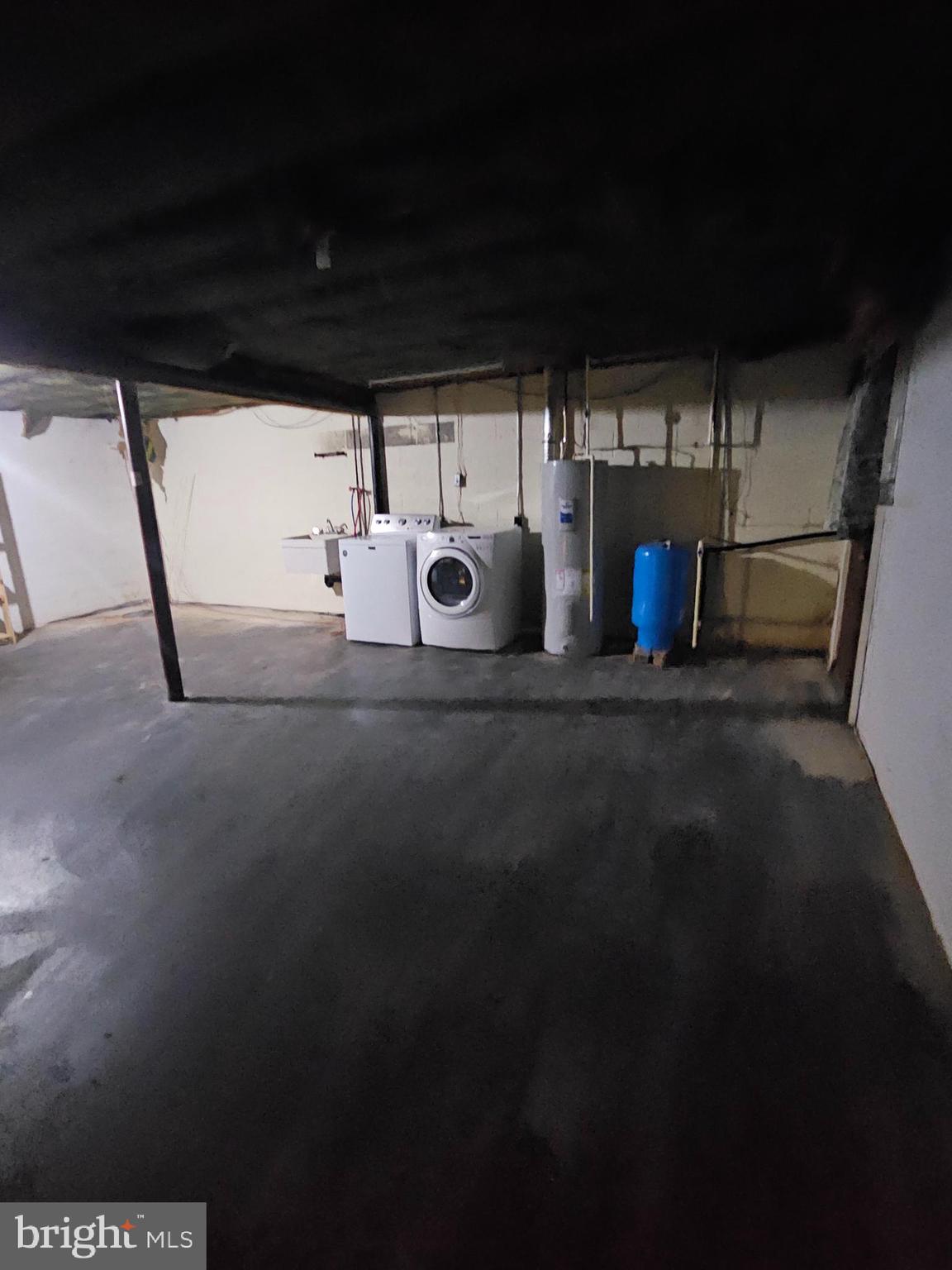 HAMPSTEAD - Residential