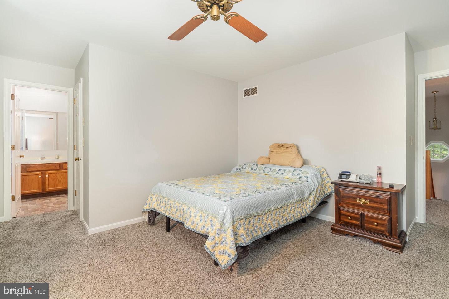 ROCKLEDGE - Residential Lease