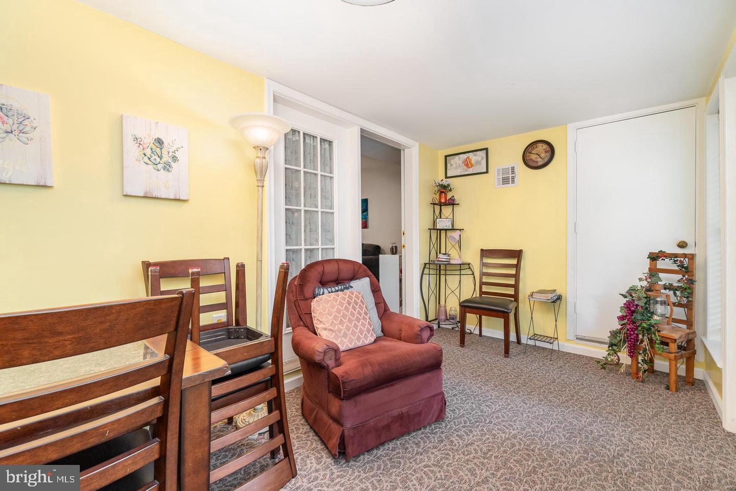 ROCKLEDGE - Residential Lease