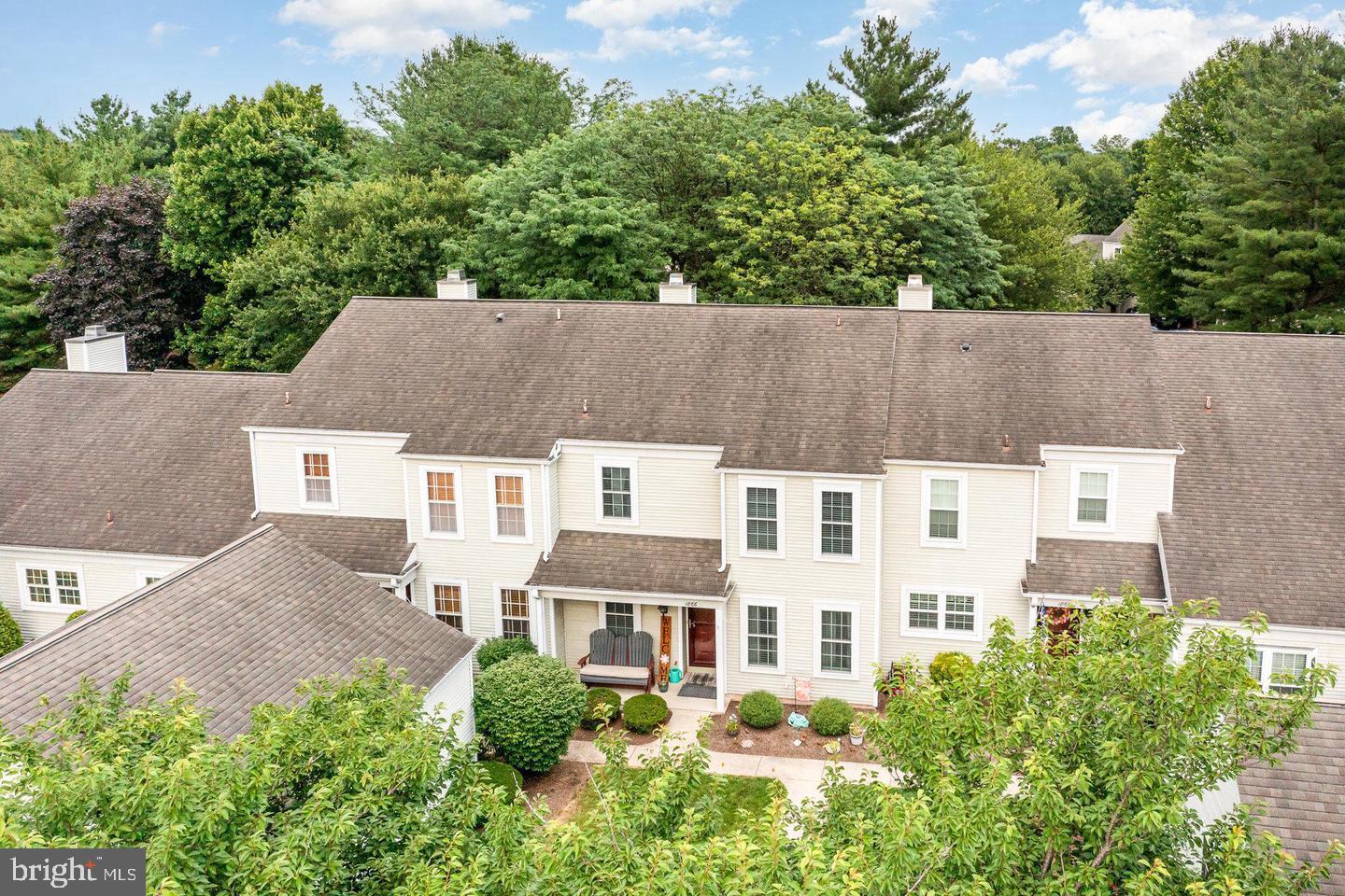 ROCKLEDGE - Residential Lease