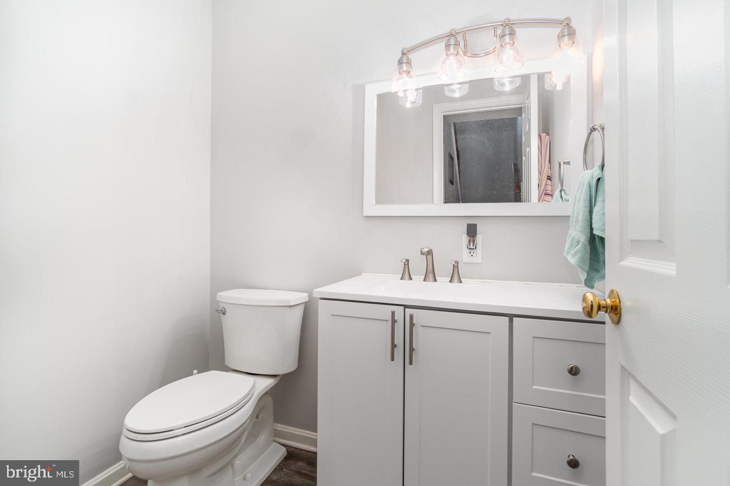 ROCKLEDGE - Residential Lease