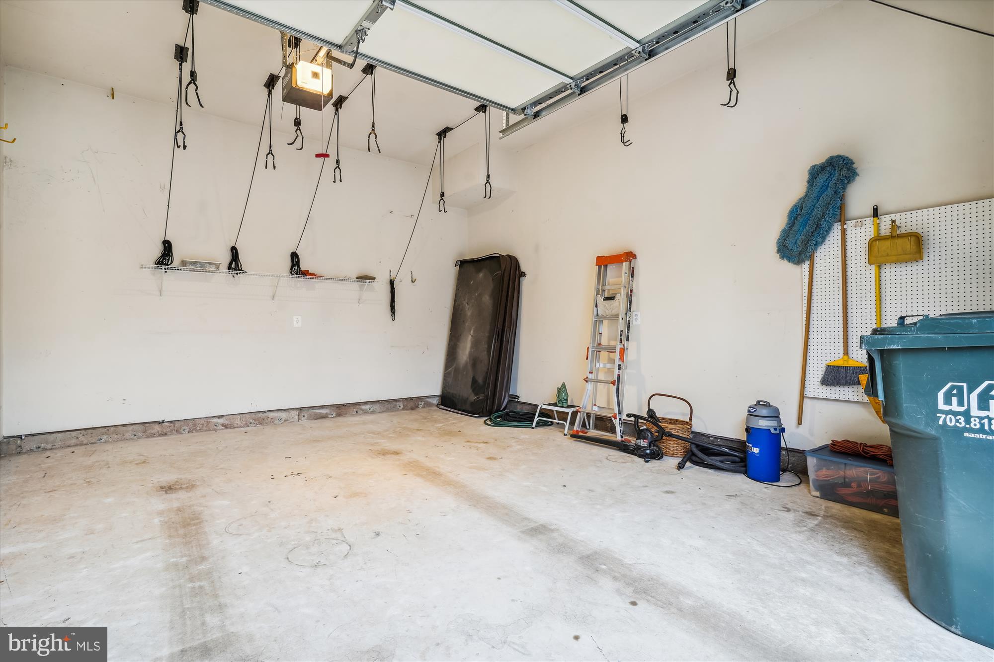 NORTH POINT GLEN - Residential