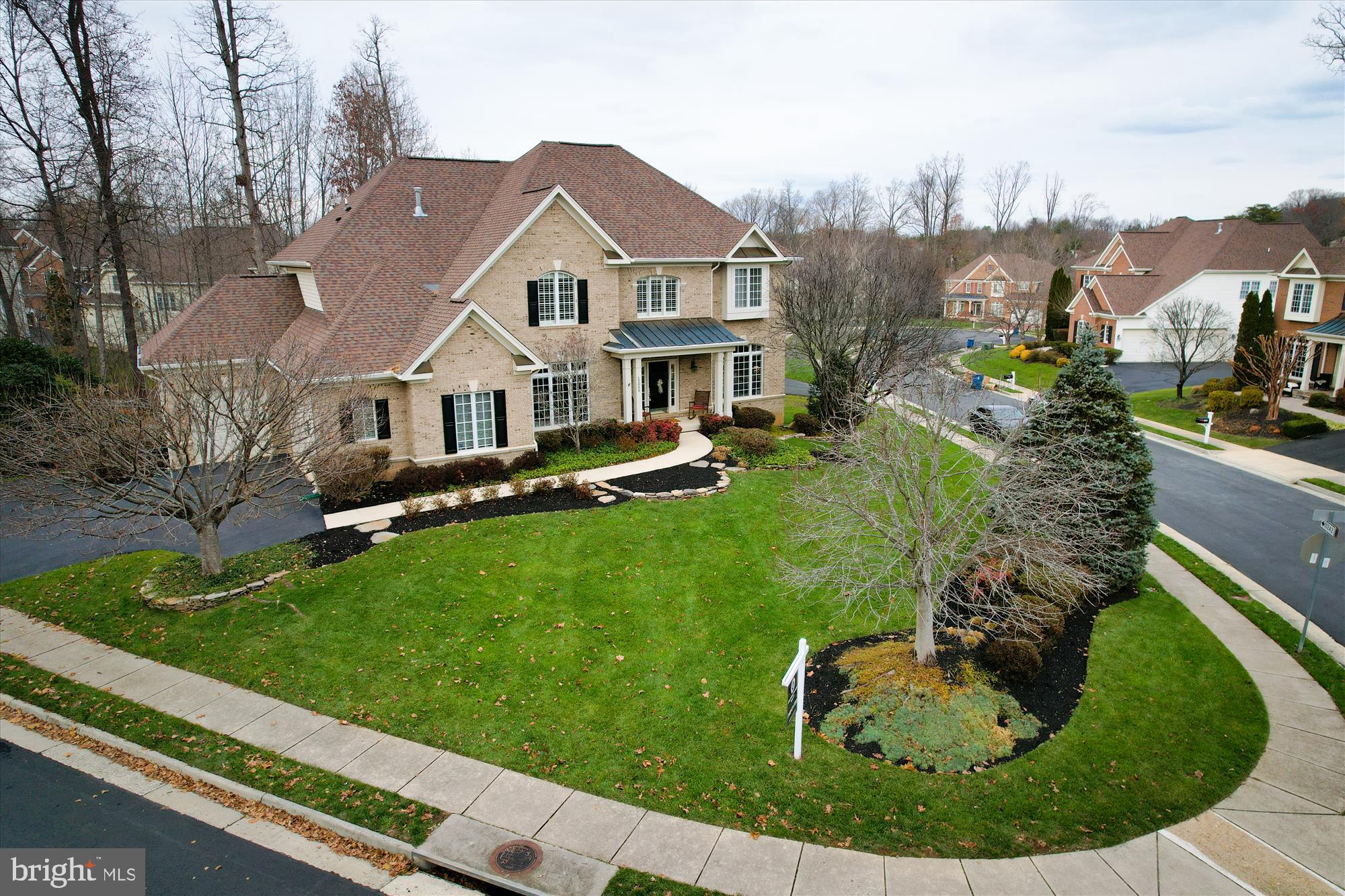 NORTH POINT GLEN - Residential