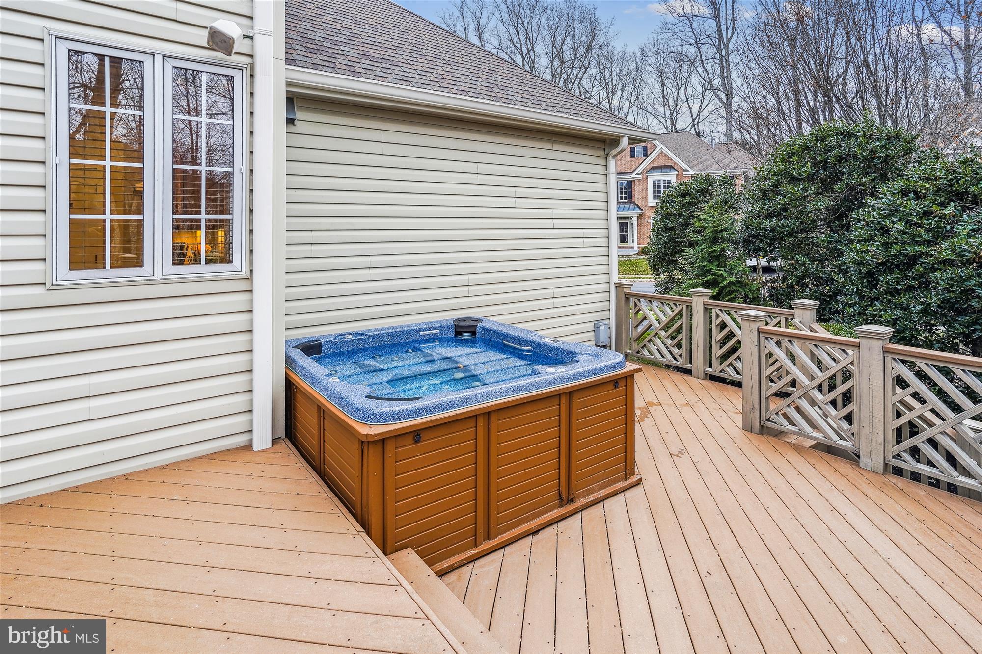 NORTH POINT GLEN - Residential