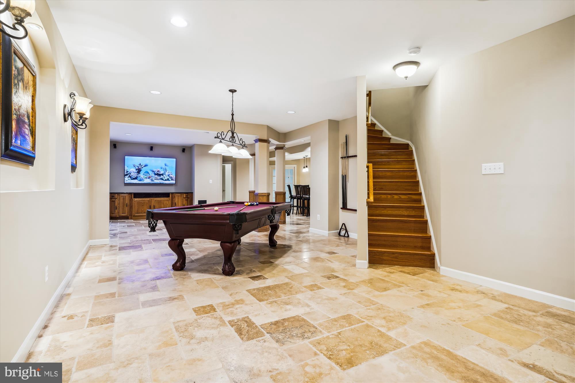 NORTH POINT GLEN - Residential