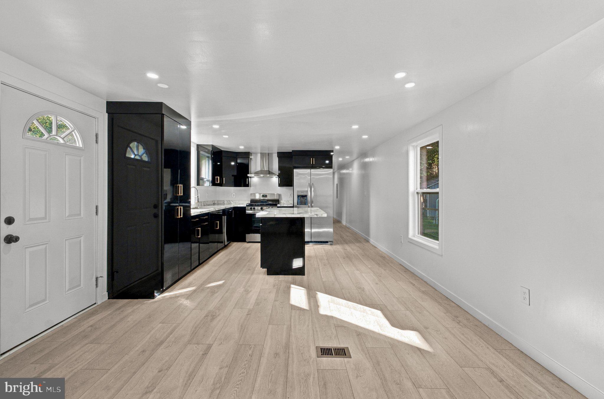 214 JAGUAR DRIVE