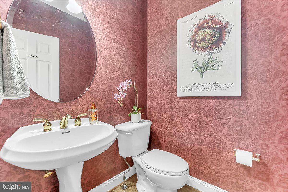 LUDWIGS CROSSING - Residential