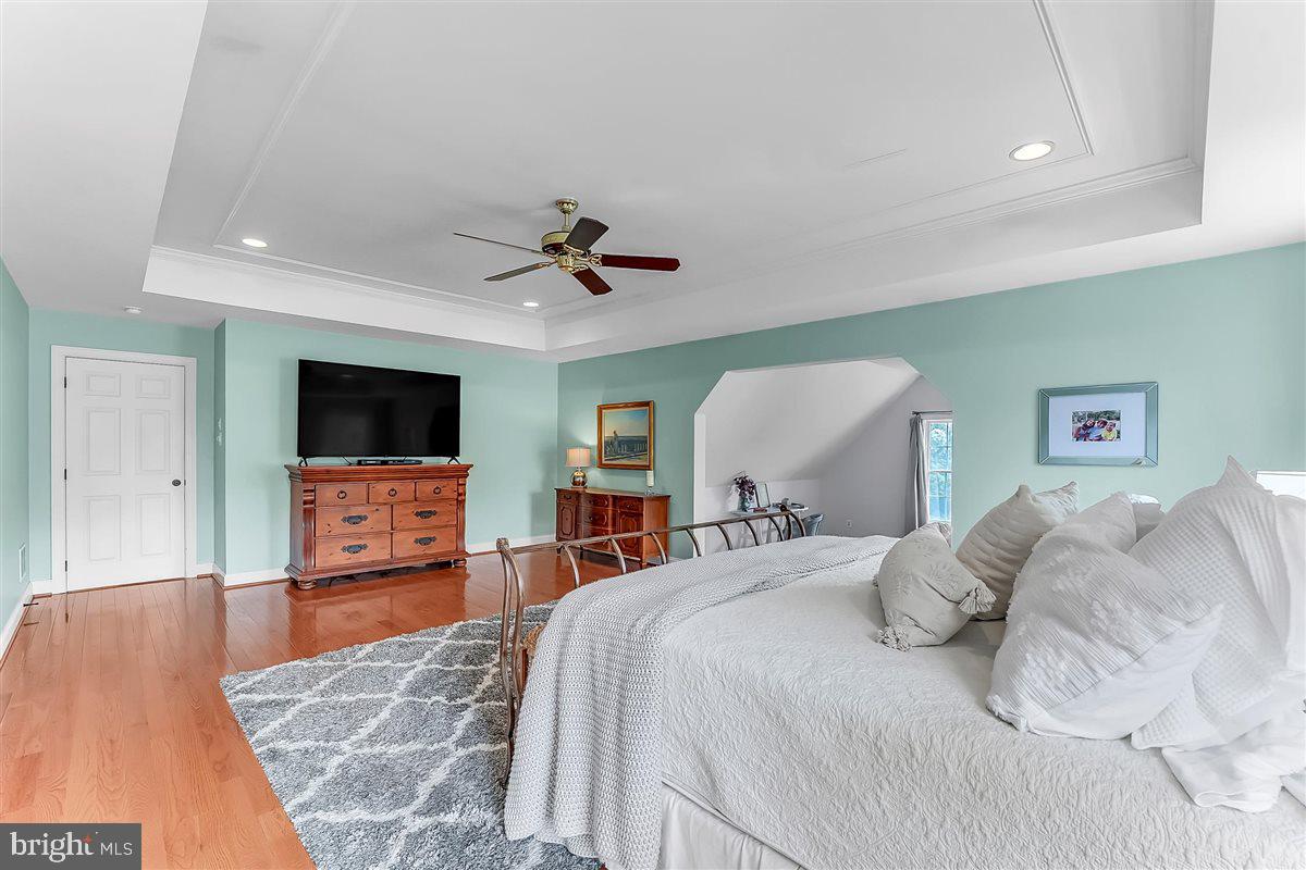 LUDWIGS CROSSING - Residential