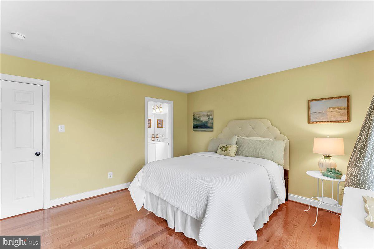 LUDWIGS CROSSING - Residential