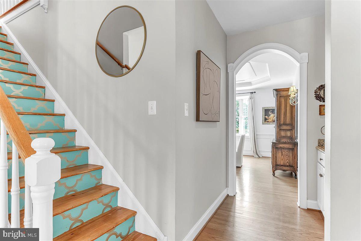 LUDWIGS CROSSING - Residential