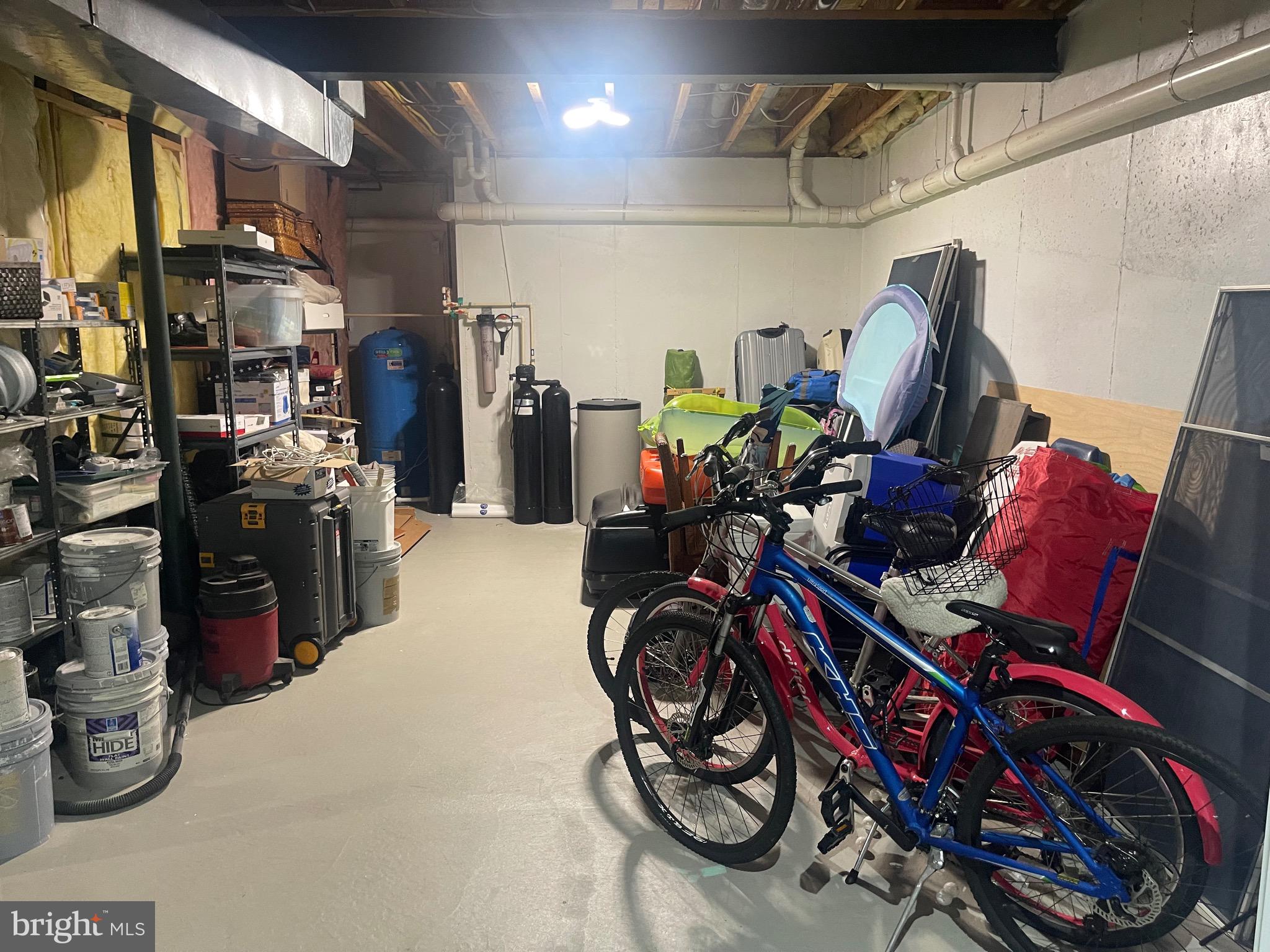 LUDWIGS CROSSING - Residential