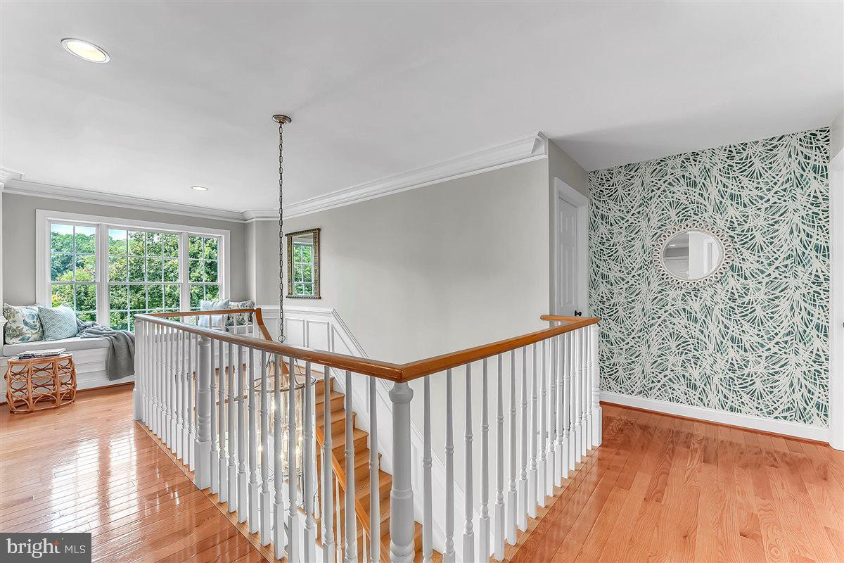 LUDWIGS CROSSING - Residential