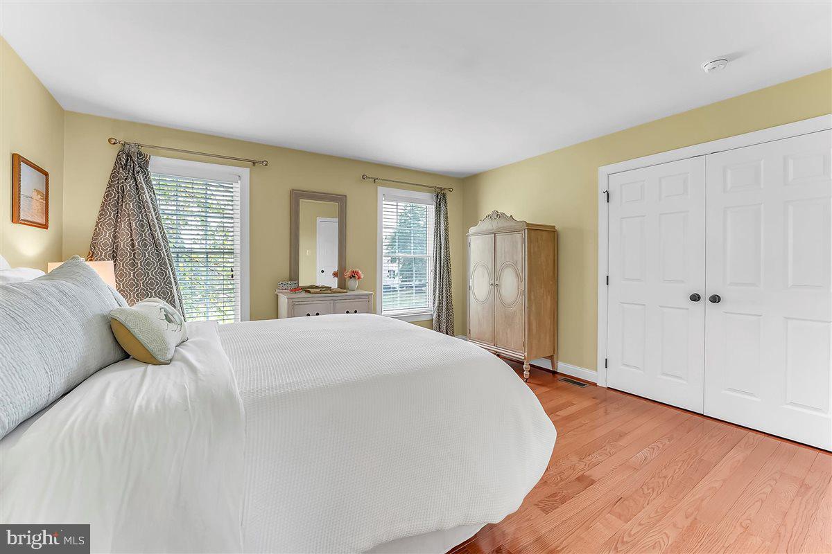 LUDWIGS CROSSING - Residential